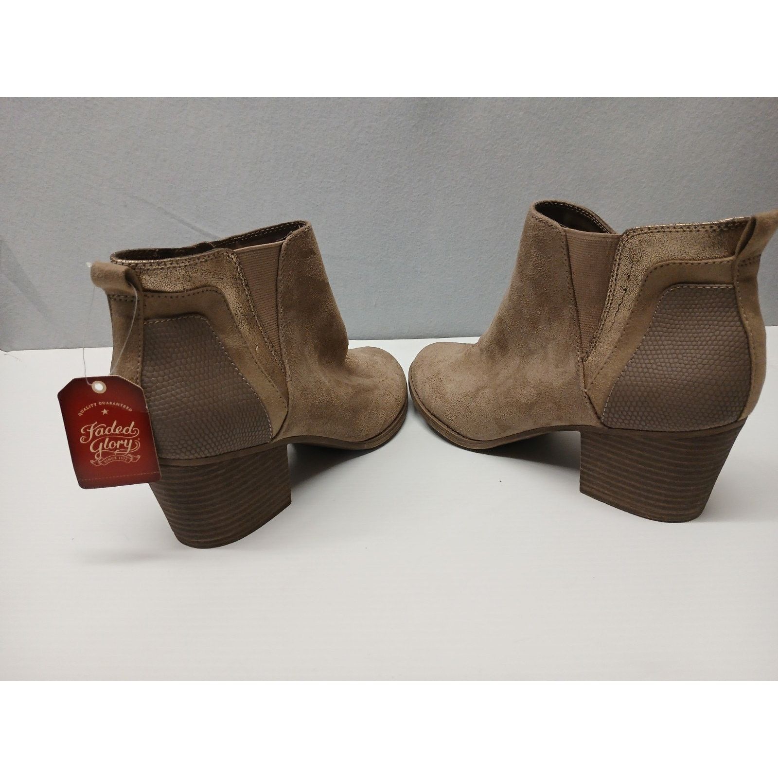 Faded Glory Faded Glory (11) Tan Skid Resistant Easy Zipper Entry Boots Size US 11 / IT 41 - 7 Thumbnail