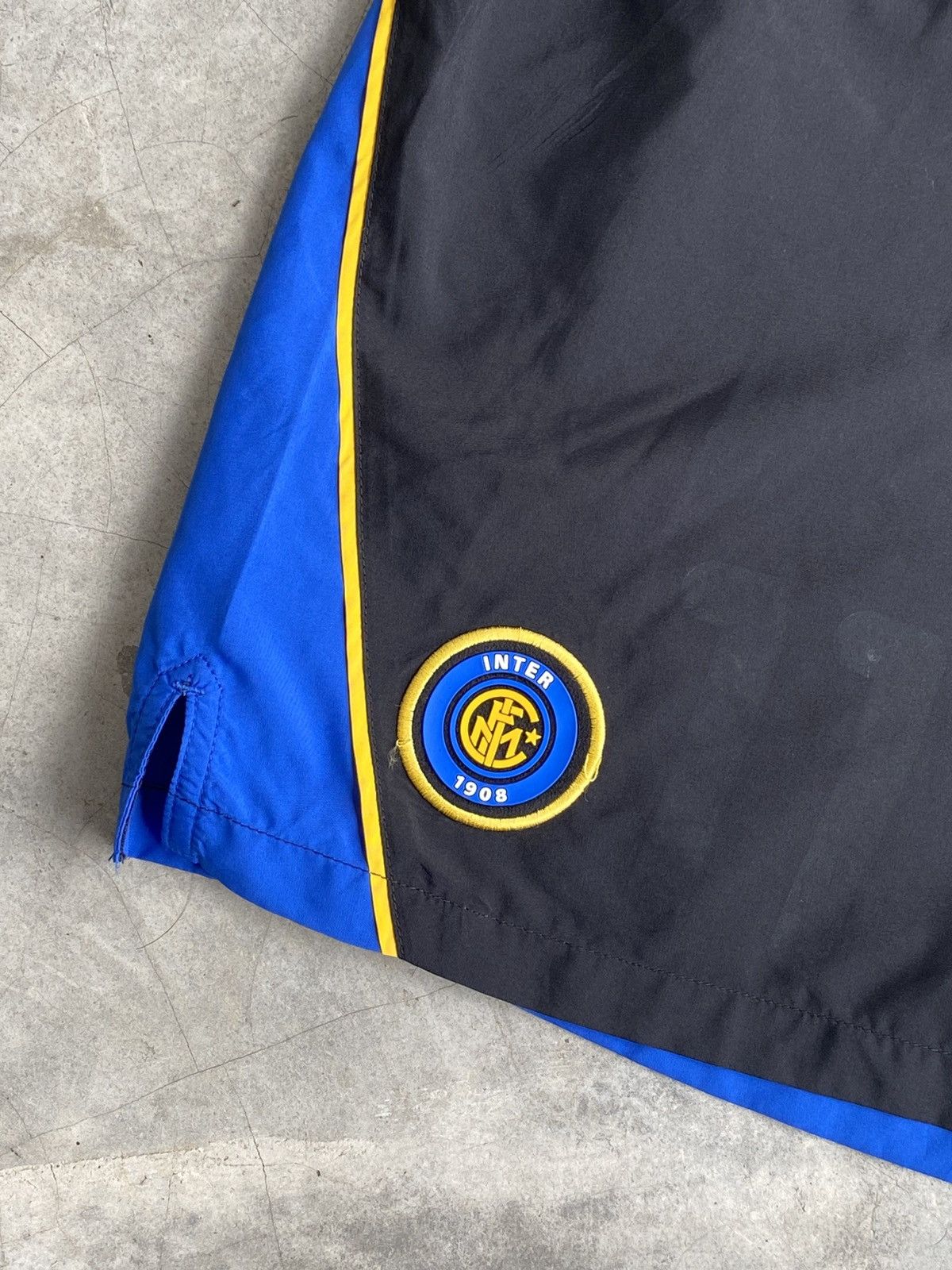 Nike Vintage Nike Inter Milan 2000-2002 shorts Size US 32 / EU 48 - 3 Thumbnail