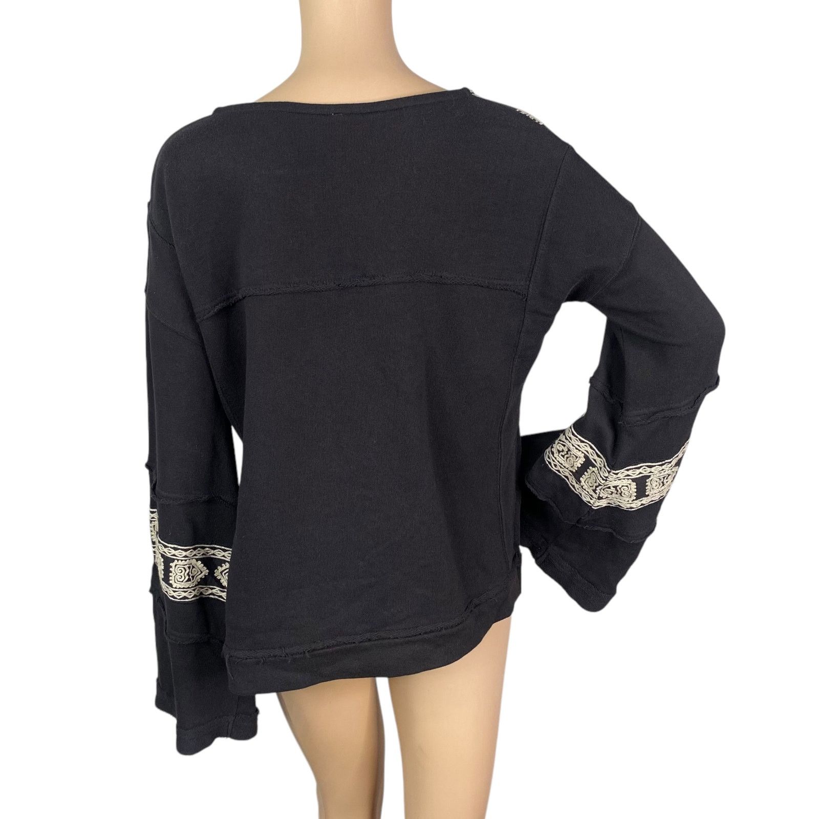 Free People Free People $148 Santa Maria Black Embroidered Pullover XS Size XS / US 0-2 / IT 36-38 - 12 Thumbnail