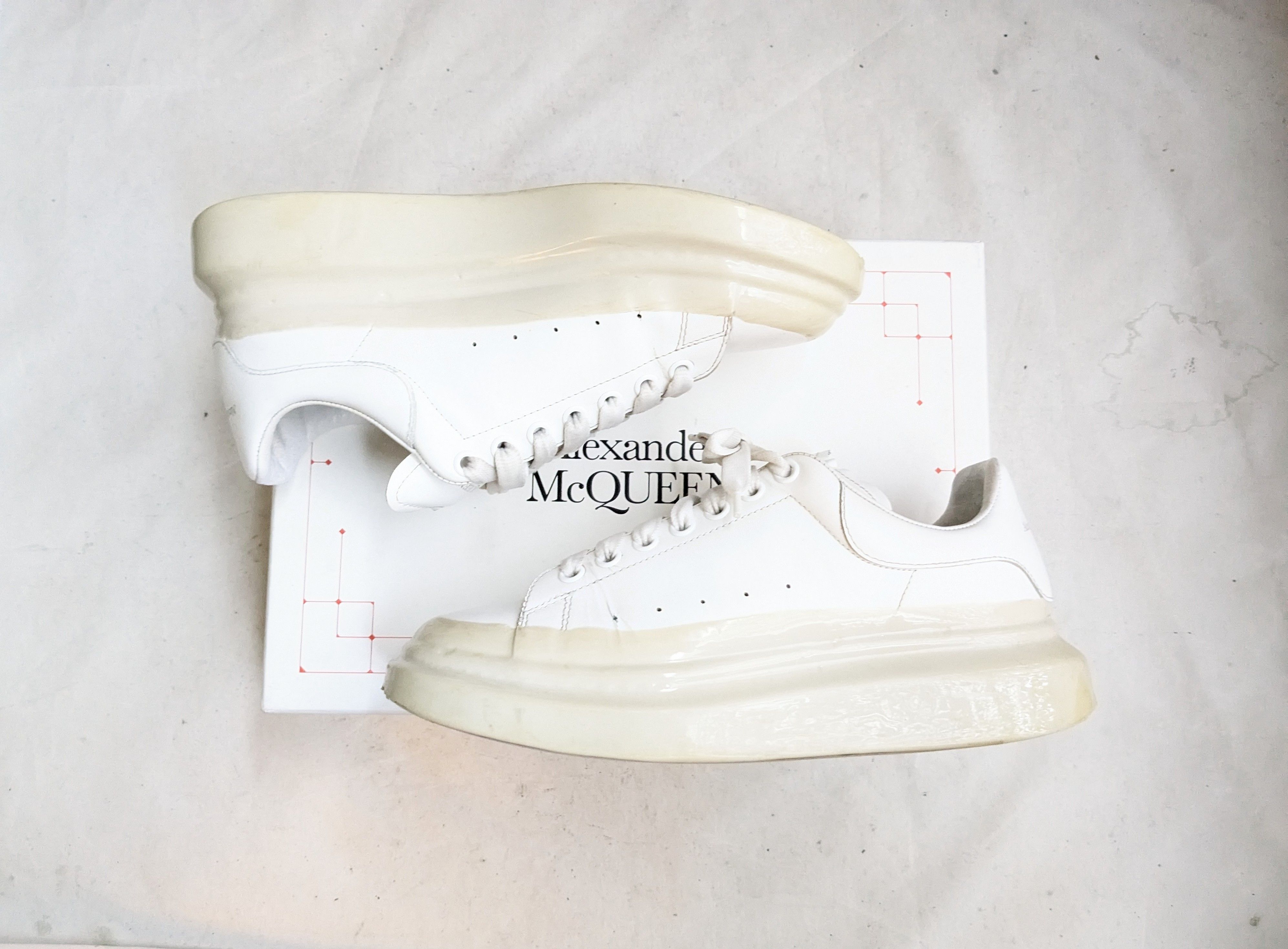 Alexander McQueen Alexander McQueen Larry Oversized Sneakers White 10 43 Size US 10 / EU 43 - 1 Thumbnail