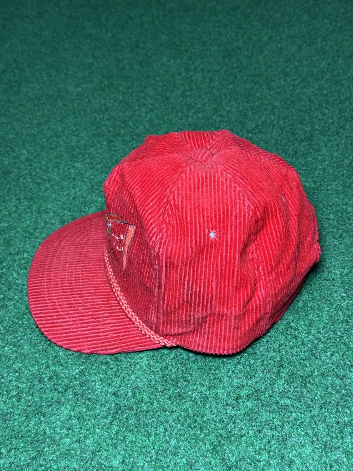 Vintage Vintage 80s Ski Skiing Retro Corduroy Red Snapback Cap Hat Size ONE SIZE - 2 Thumbnail