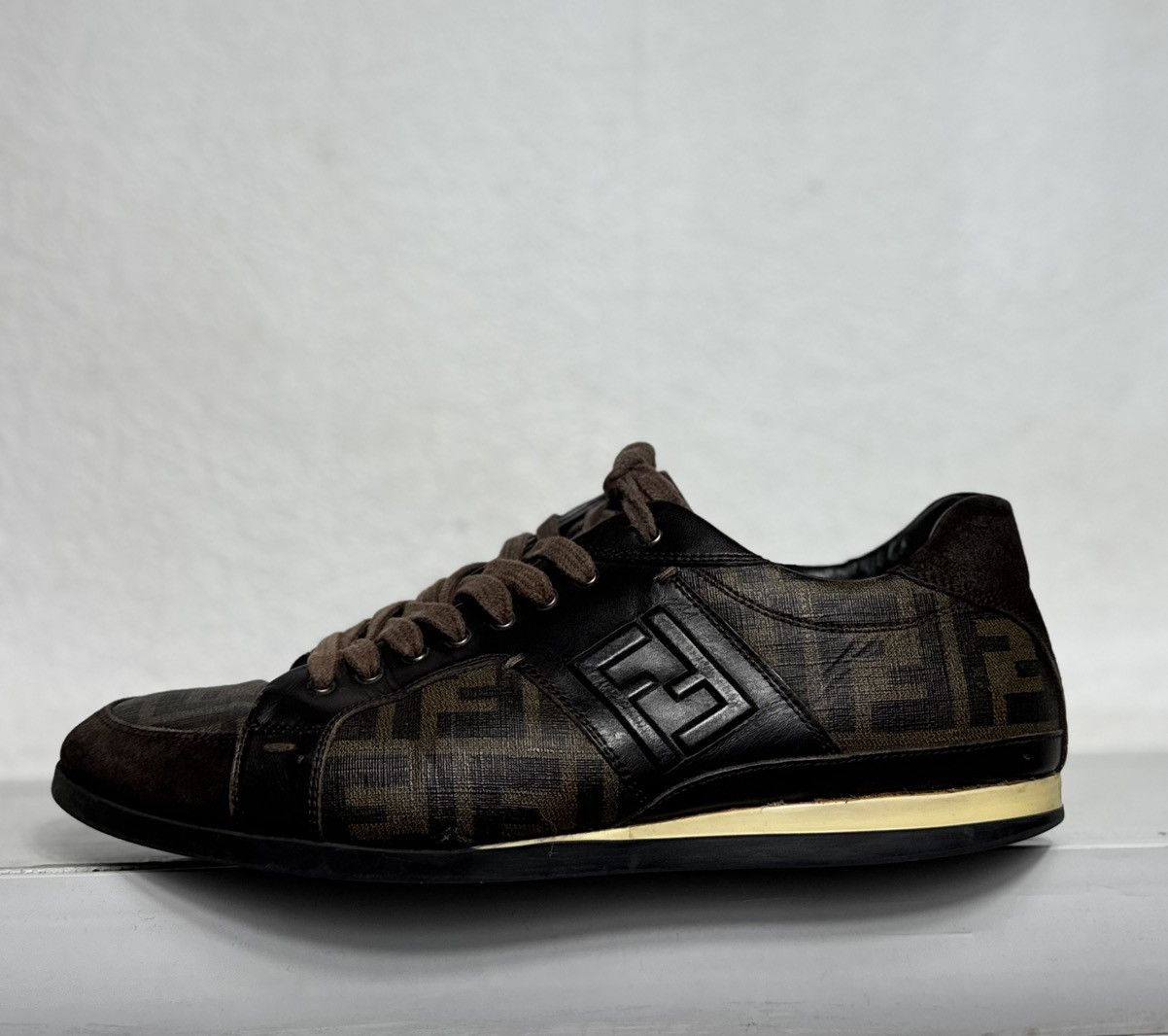 Fendi Fendi Monogram Luxury Leather Low Shoes Sneakers Size US 10 Size US 10 / EU 43 - 5 Thumbnail