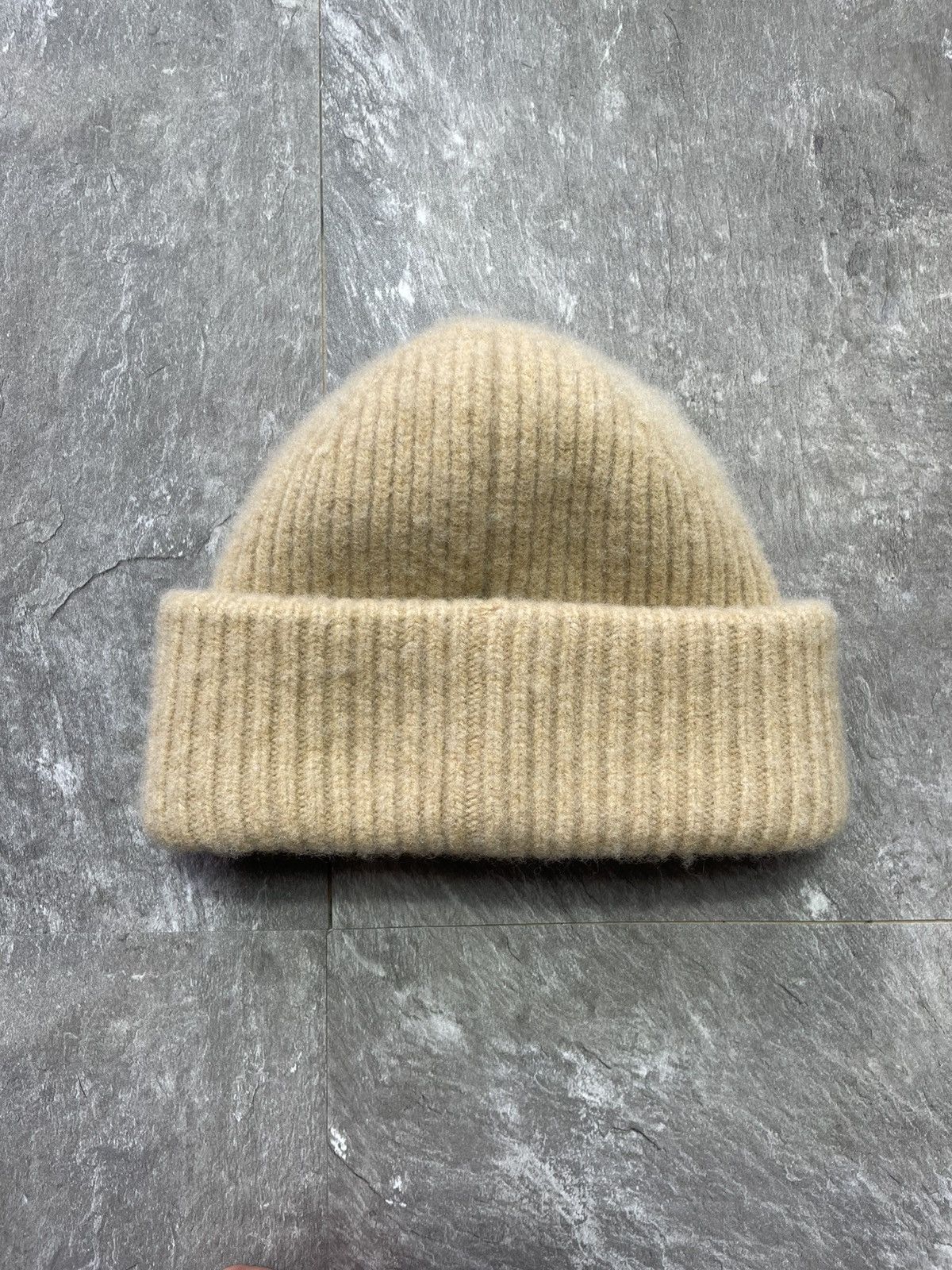 Acne Studios Acne Studios Hat Knitted Vintage Box Logo Face Wool Size ONE SIZE - 2 Thumbnail