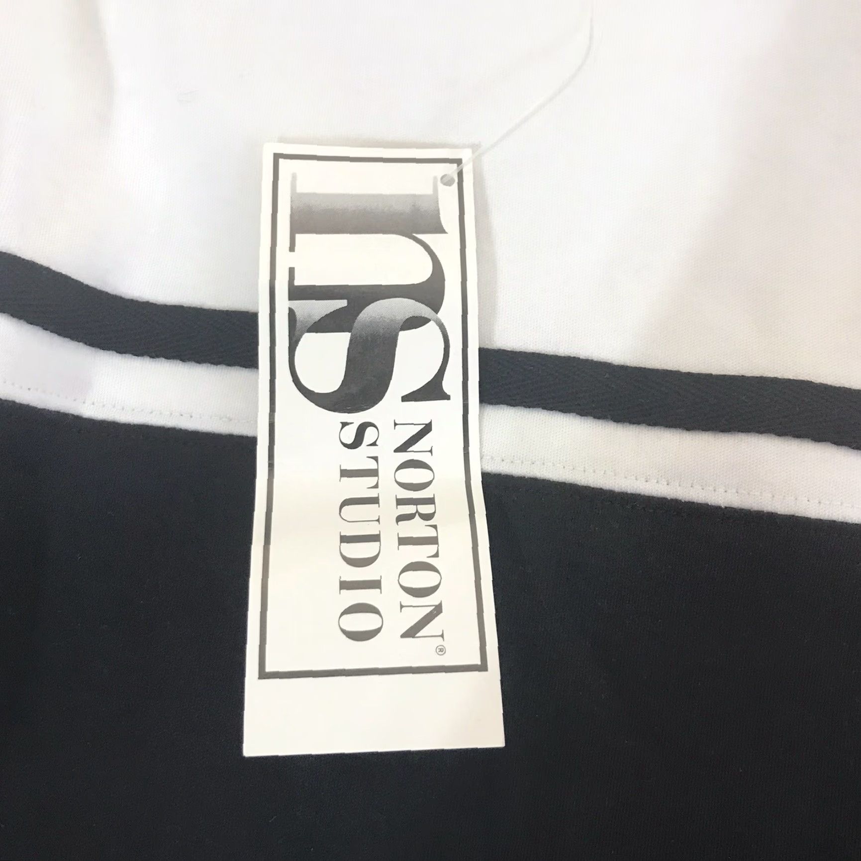 Vintage Norton Studio Black White Striped Tunic Top Womens Size S Casual Blouse Size S / US 4 / IT 40 - 3 Thumbnail