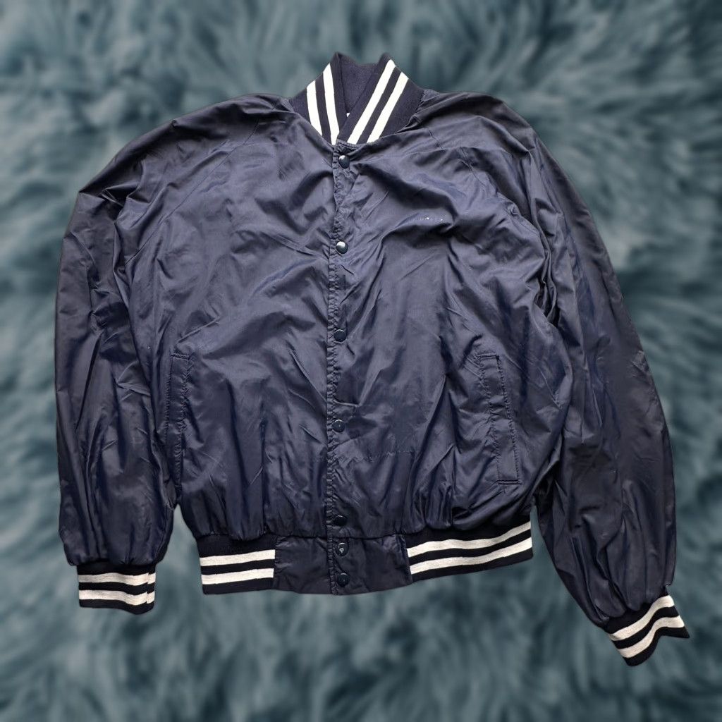 Vintage VINTAGE Win Wear Nylon Varsity Jacket Mens Large Navy Blue Snap Button Lined 70s Sports Casual تجرب Size US L / EU 52-54 / 3 - 1 Thumbnail
