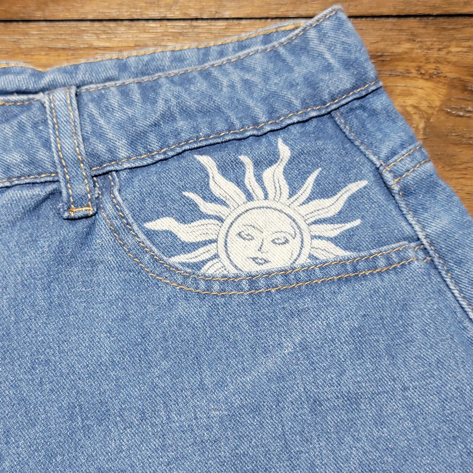 Shein Shein Curve Denim Shorts w/ Celestial Print - Size 0XL Size 34" / US 12 / IT 48 - 3 Thumbnail