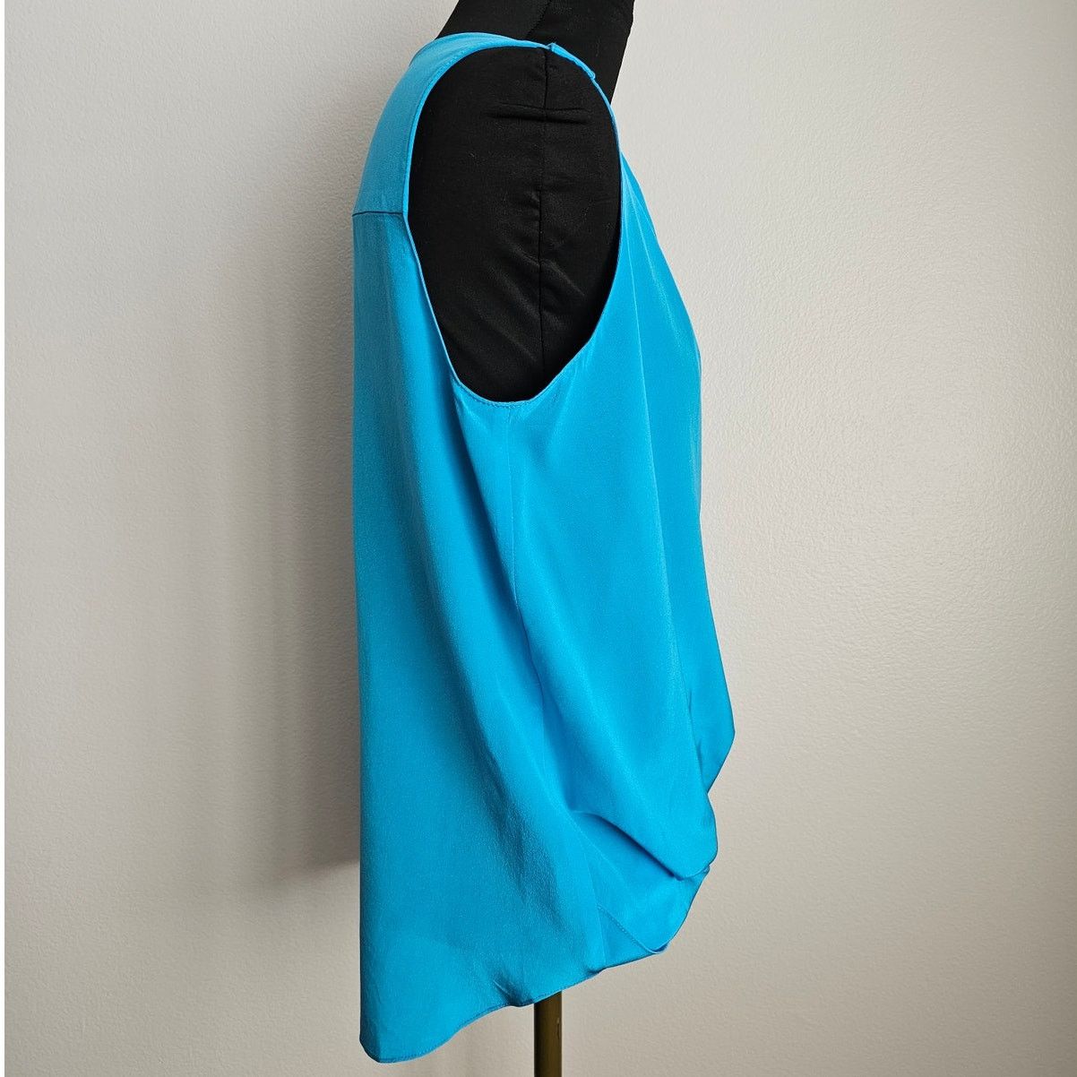 Amanda Uprichard AMANDA UPRICHARD Silk Sleeveless Crossed V-Neck Blouse Top M Size M / US 6-8 / IT 42-44 - 3 Thumbnail