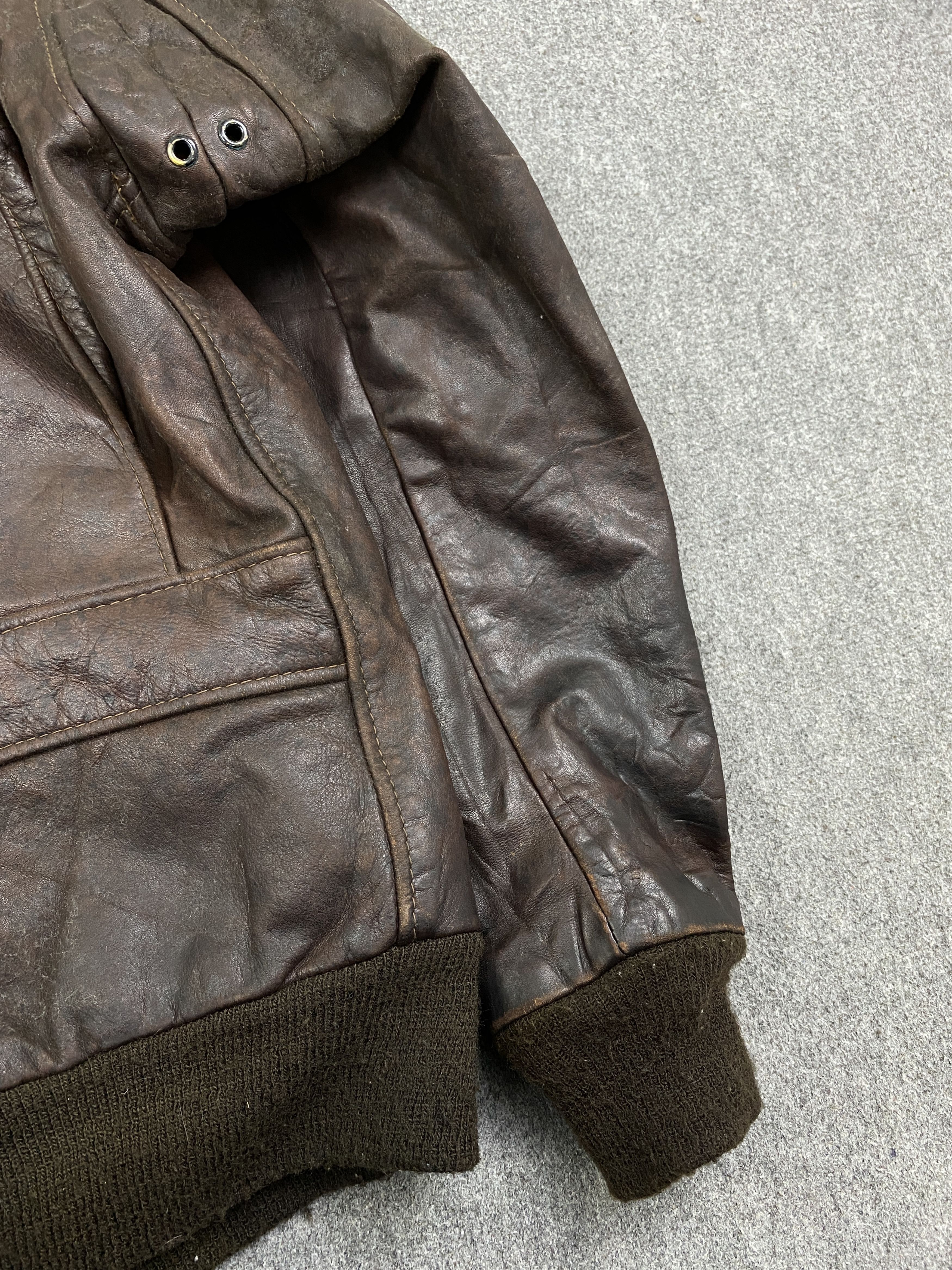 Vintage Vintage Japanese Brand Leather Zipper Jacket J1989 Size US L / EU 52-54 / 3 - 14 Thumbnail