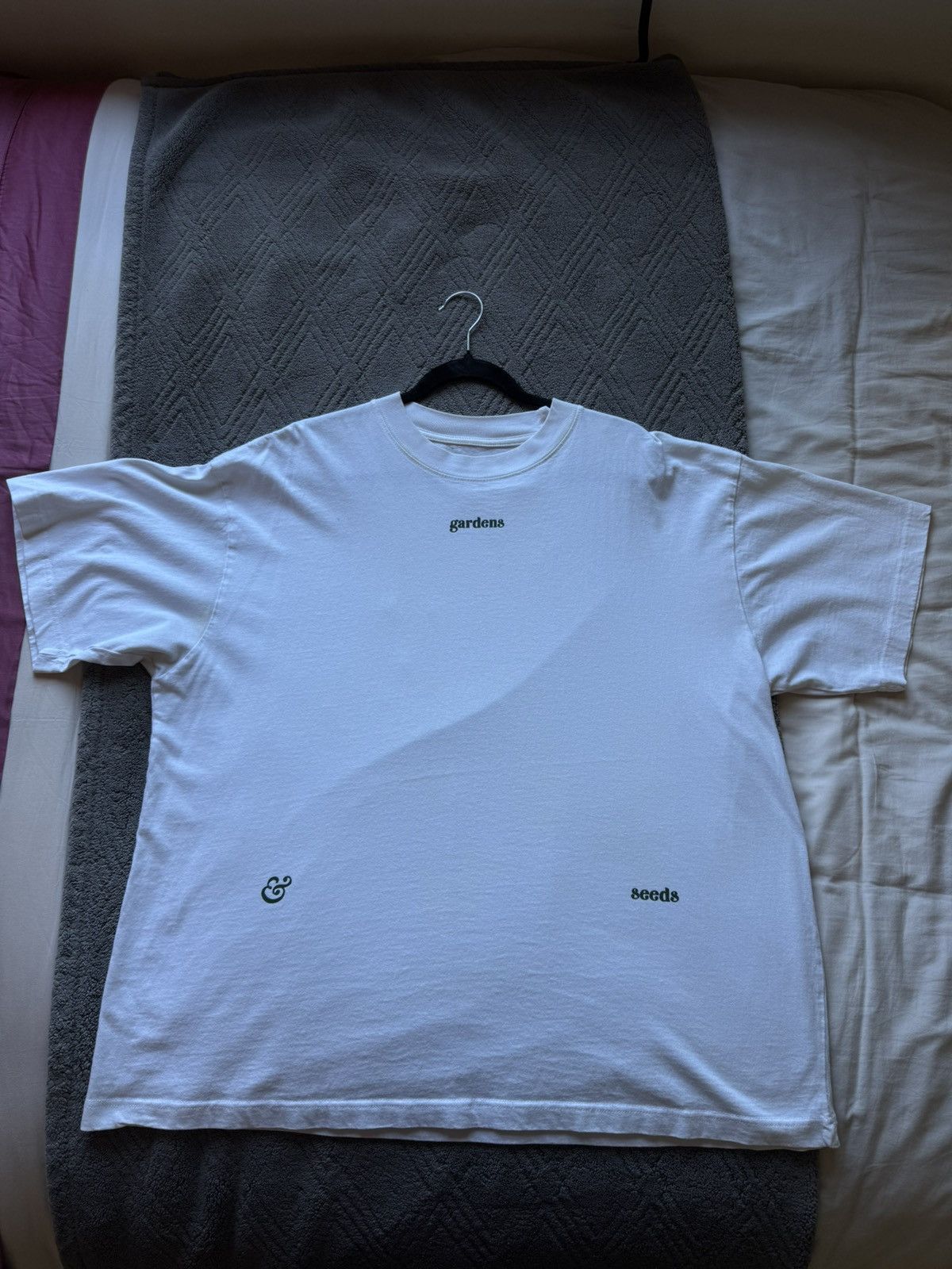 Other Gardens & Seeds White Tee Size US XL / EU 56 / 4 - 2 Thumbnail