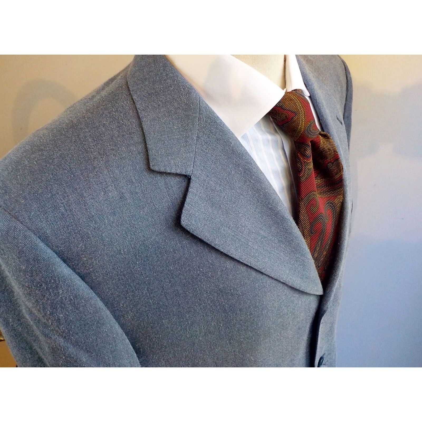 Canali VINTAGE Canali Blazer Blue Herringbone 3 Button Ventless Wool/Silk EUR 52L US 42L Mens Blazer Size 42R - 3 Thumbnail