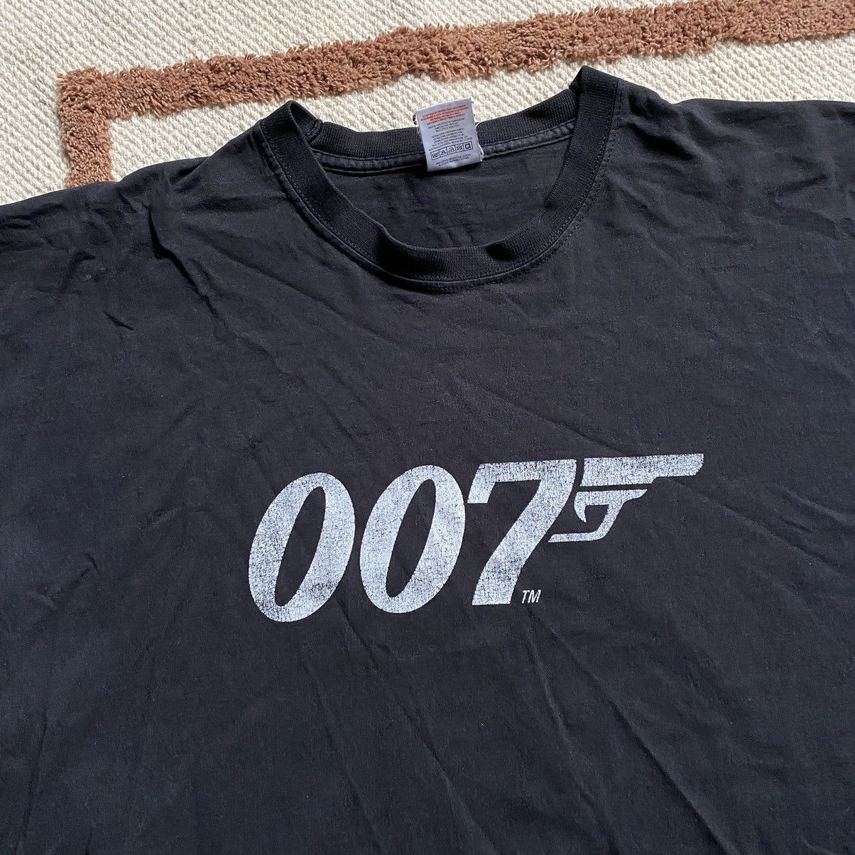 Vintage VINTAGE JAMES BOND 007 FADED ULTIMATE EDITIONS T SHIRT Size US XL / EU 56 / 4 - 3 Thumbnail