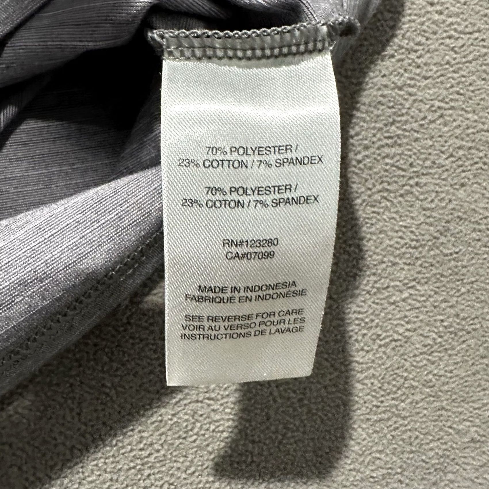 TravisMathew Travis Mathew Crestview Pullover Mens XL Gray 1/4 Zip Golf Casual Activewear Travel Logo Embroidered Size US XL / EU 56 / 4 - 6 Thumbnail
