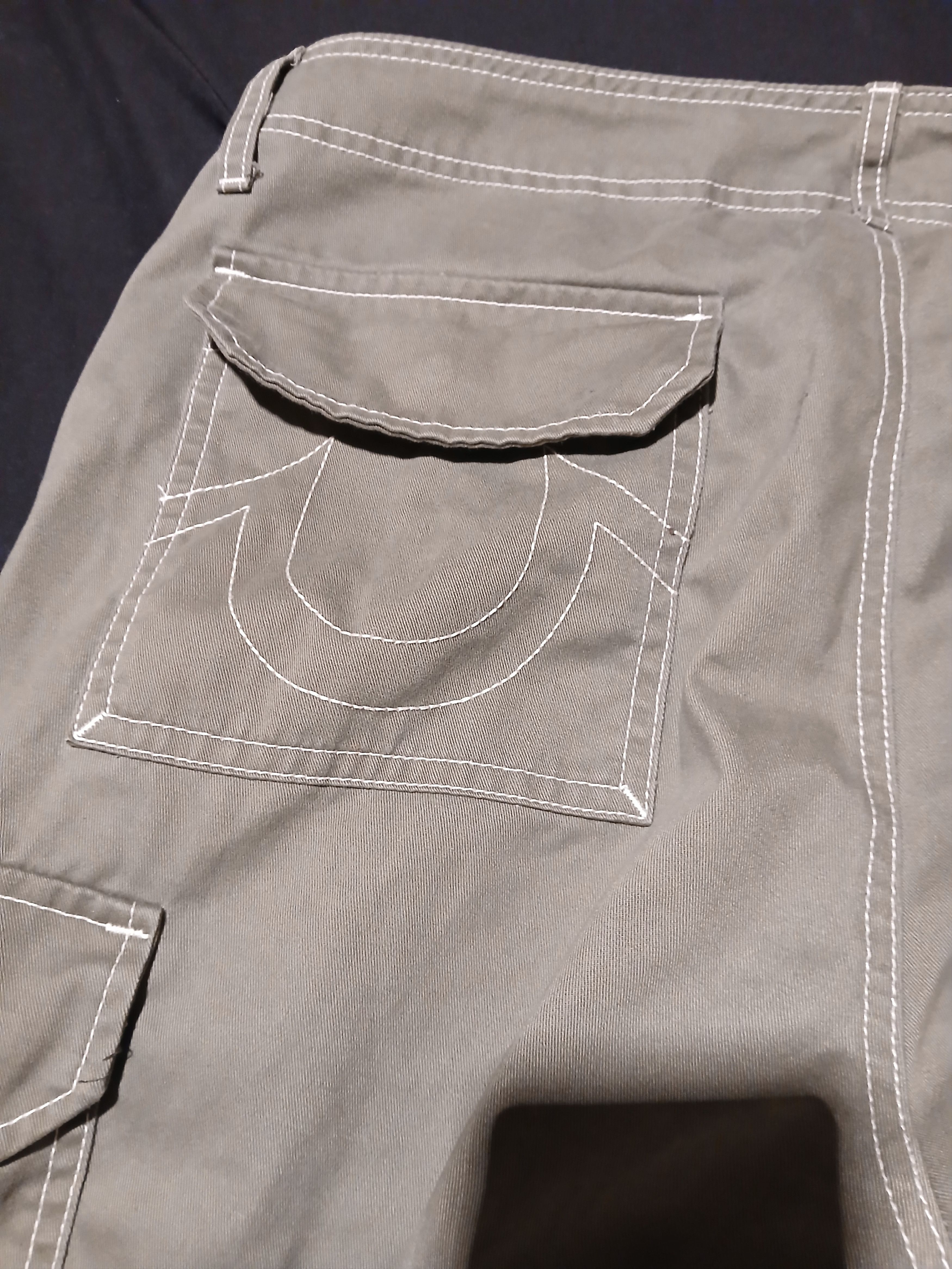 True Religion Mens true religion army green cargo pants Size US 33 - 5 Thumbnail