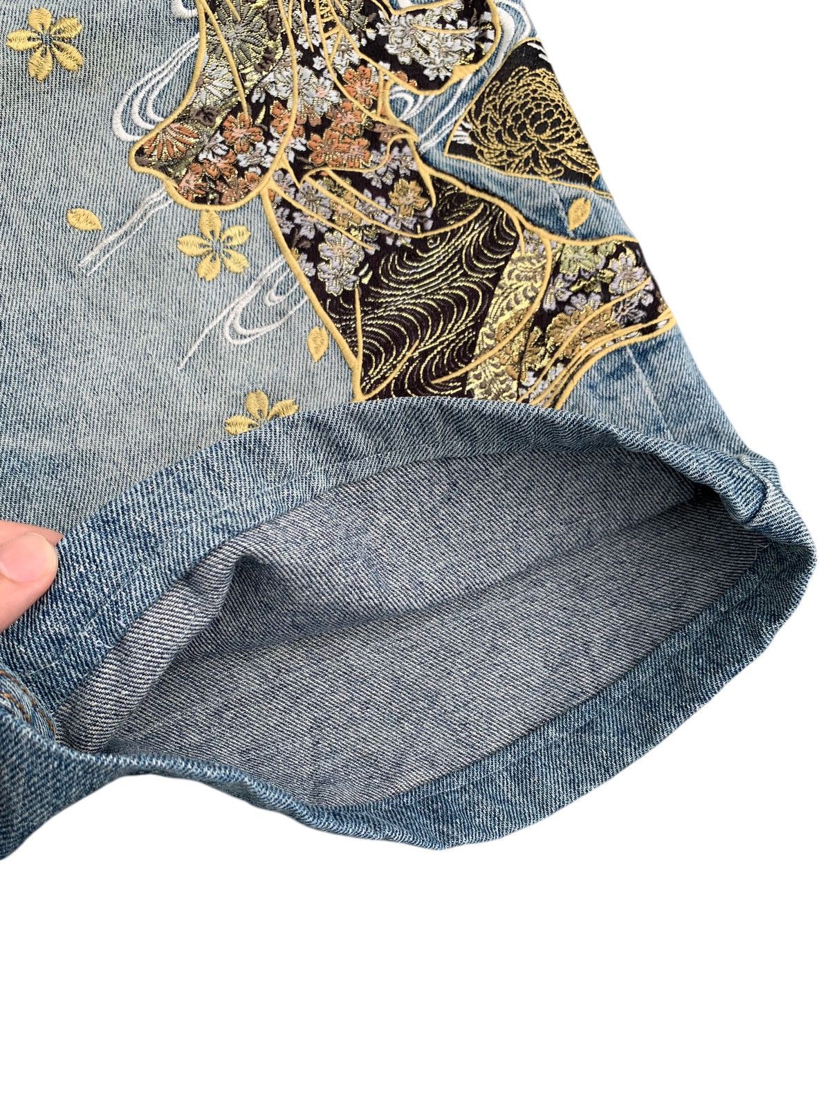 Kapital FUGUTAITEN GEISHA EMBROIDERY LIKE KARAKURI JORTS STYLE DENIM Size US 38 / EU 54 - 21 Thumbnail