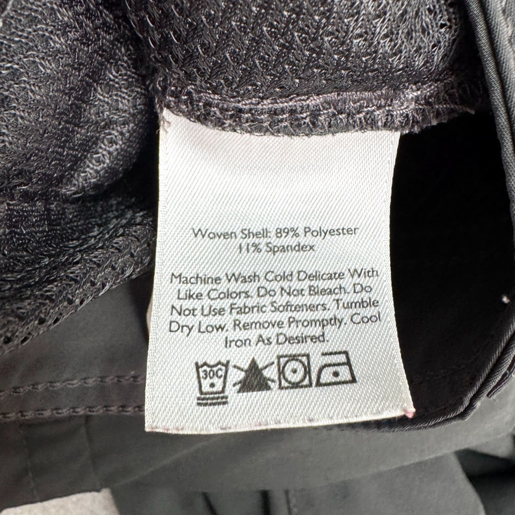 Eddie Bauer VINTAGE Eddie Bauer Cargo Outdoor Pants Womens 12 Dark Gray Straight Leg Roll Hem Hiking Size 40" / US 18 - 7 Thumbnail