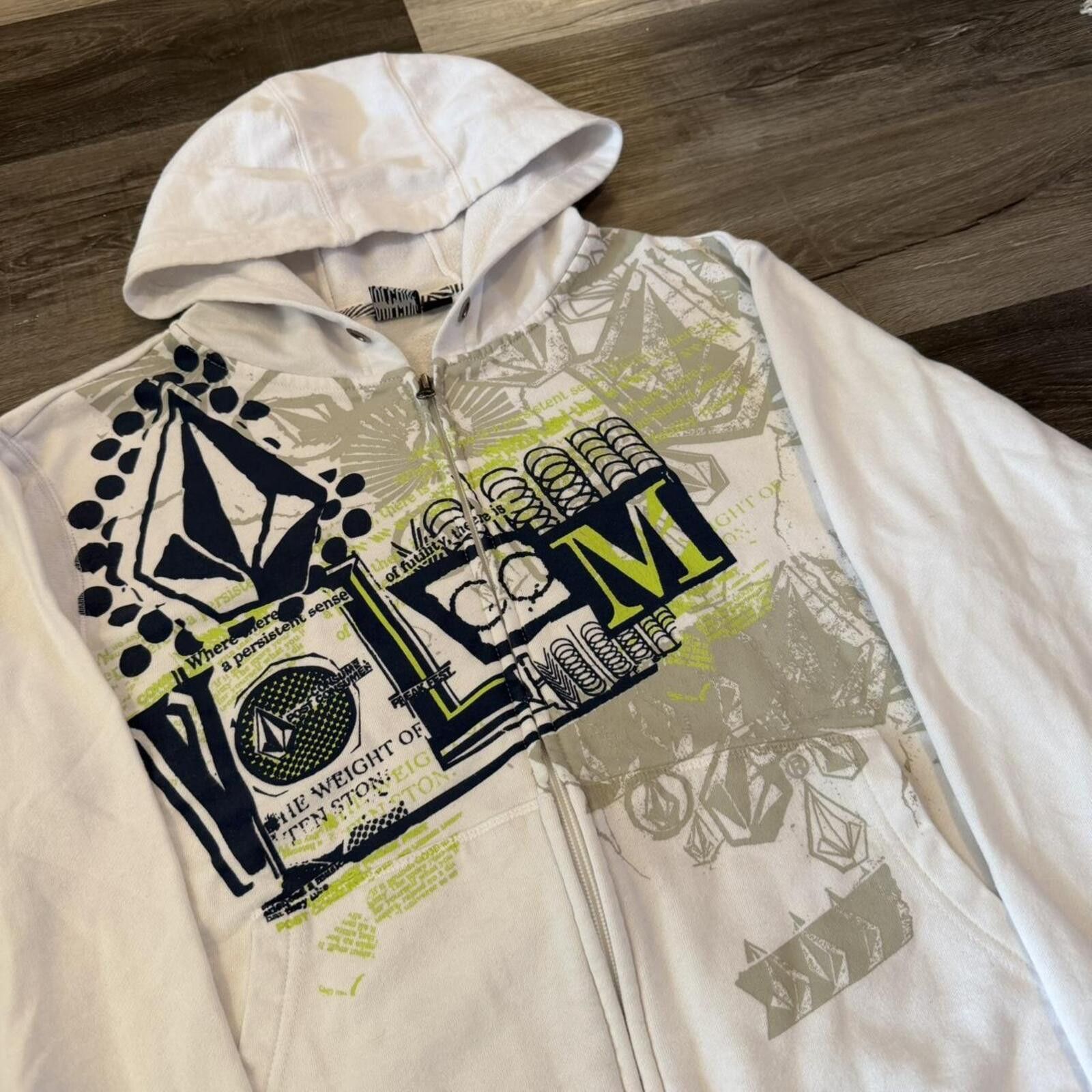 Volcom Vintage volcom stone zip up hoodie 00s S Y2K Size US S / EU 44-46 / 1 - 1 Thumbnail