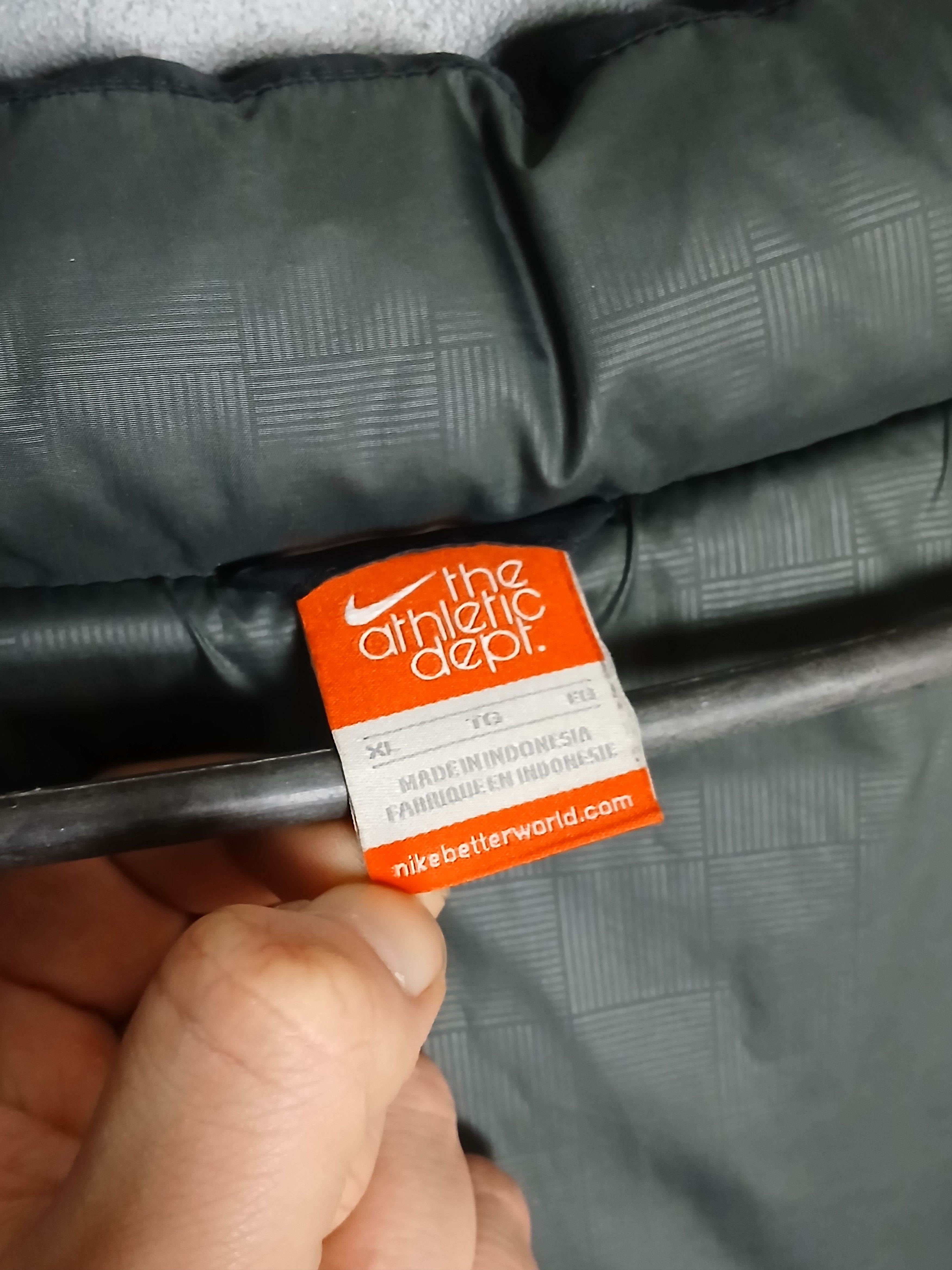 Nike Nike Vest Size US XL / EU 56 / 4 - 17 Thumbnail