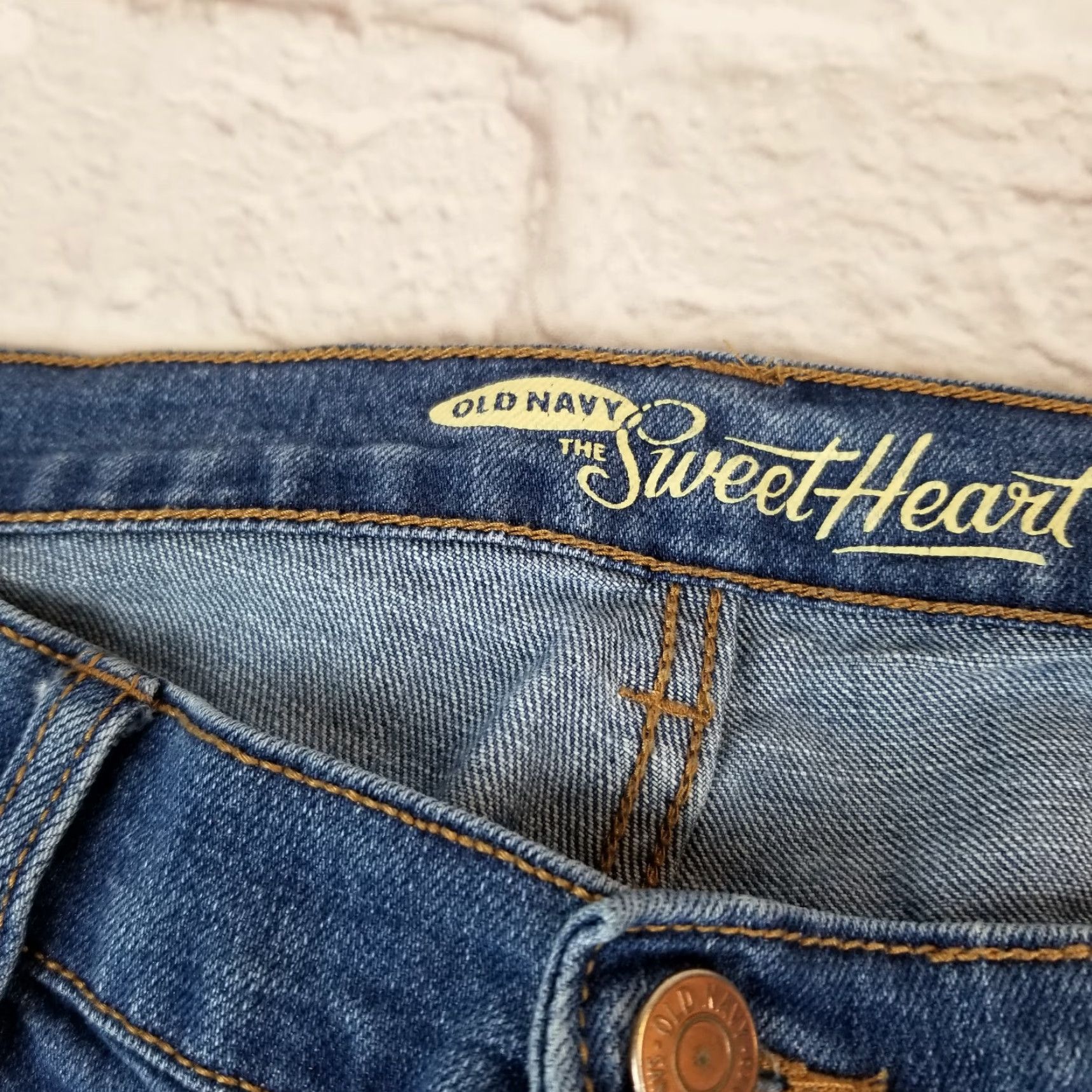Old Navy Old Navy Jeans Womens The Sweetheart Distressed Size 2 Regular Straight Low Rise Jeans Size 26" / US 2 / IT 38 - 4 Thumbnail