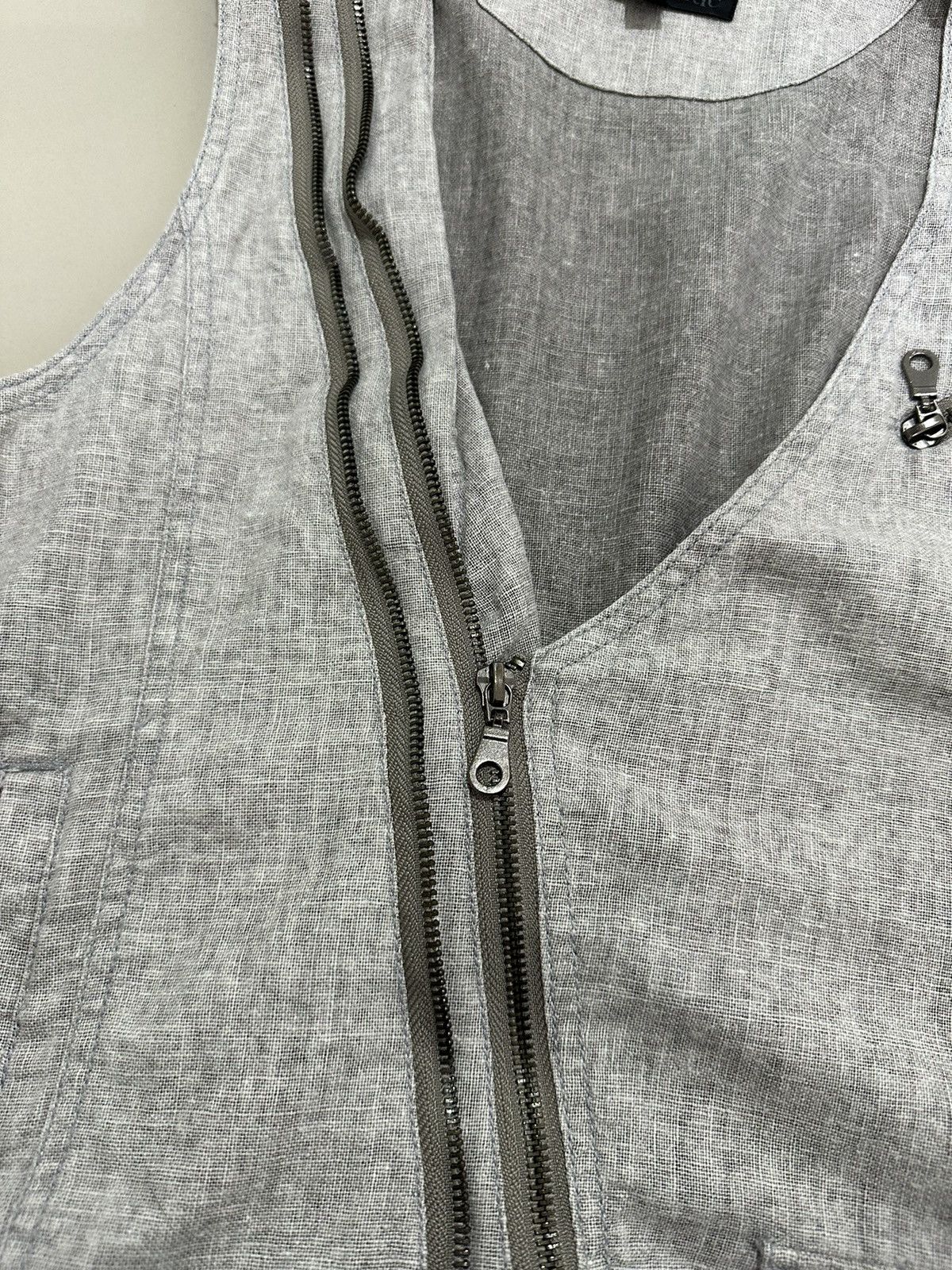 If Six Was Nine × In The Attic × Japanese Brand In The Attic Cyberpunk Vest Design Double Zipper Size US M / EU 48-50 / 2 - 6 Thumbnail