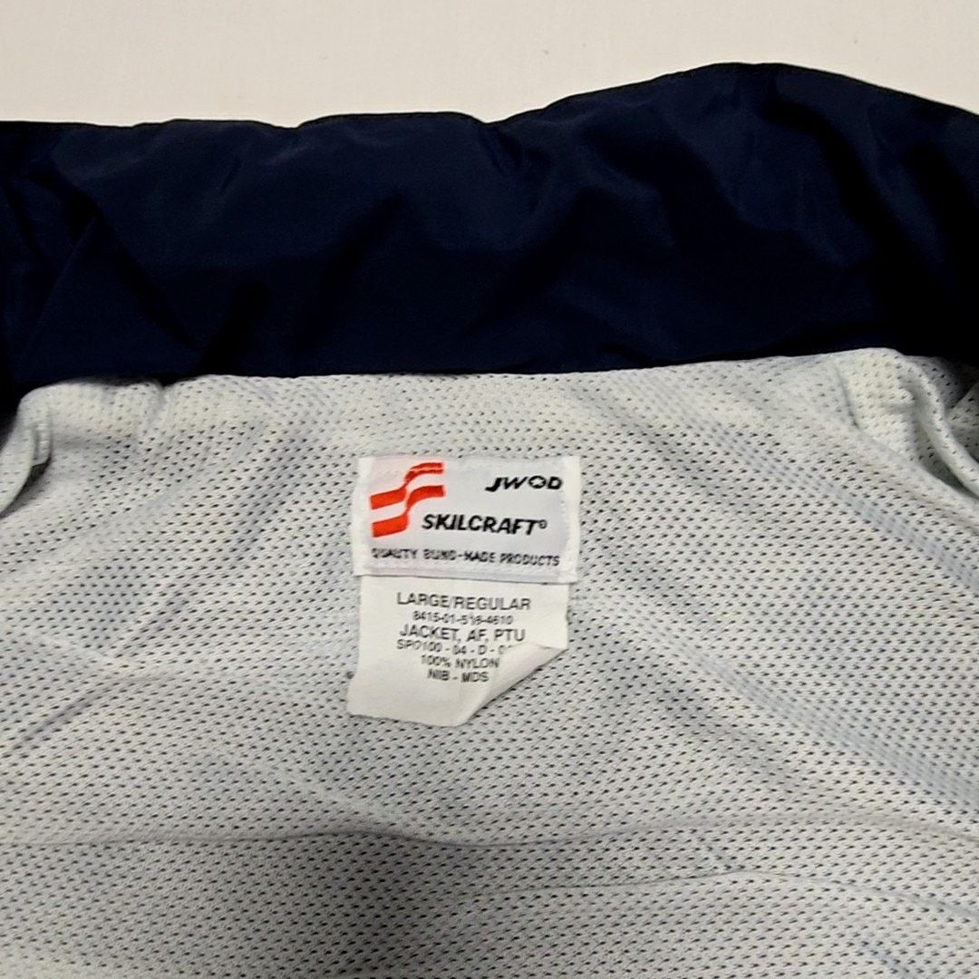 Vintage Vintage U.S. Air Force Jacket Blue L Military Windbreaker Size US L / EU 52-54 / 3 - 8 Thumbnail