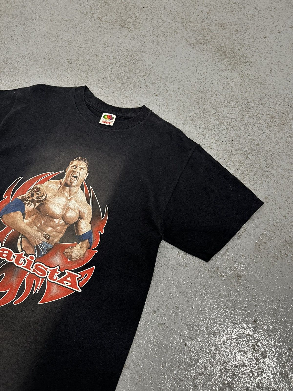 WWE Vintage 00s Batista WWE T-Shirt Size US M / EU 48-50 / 2 - 4 Thumbnail