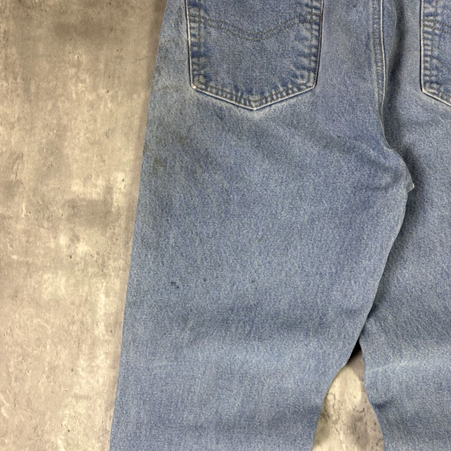 Carhartt VINTAGE Carhartt Jeans Light Blue Wash Straight Leg 34x36 Men Denim USA 90s Cotton Relaxed Regular Inseam 36" B18 STW Size US 34 / EU 50 - 5 Thumbnail