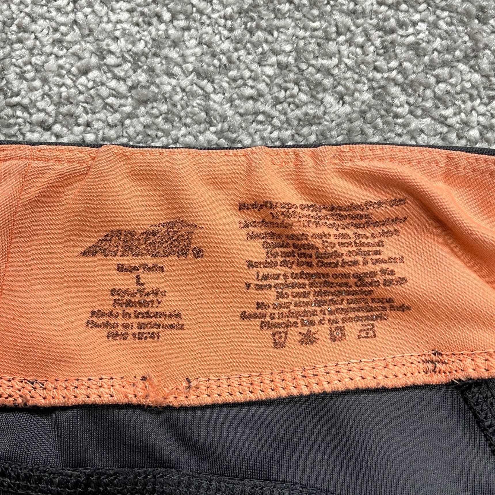 Avia VINTAGE Avia Active Pants Compression Womens L Black Orange Cropped Biking Gym 33x17 Size 36" / US 14 / IT 50 - 3 Thumbnail
