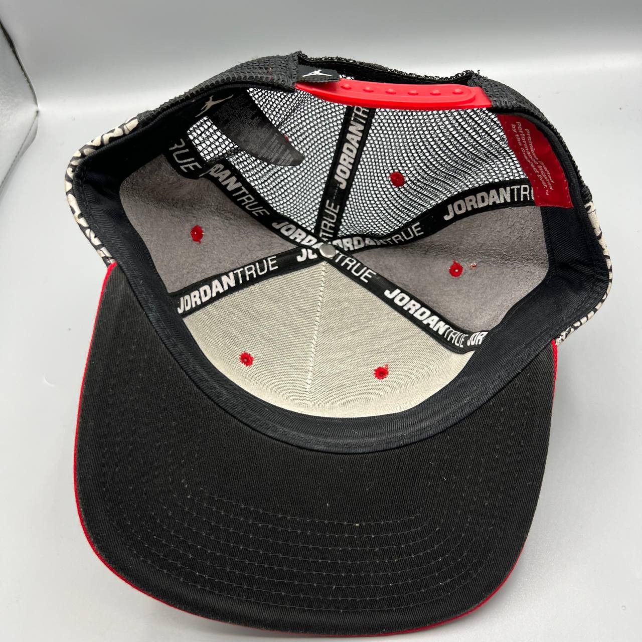 Jordan Brand Air Jordan Trucker Hat Men Cement Elephant Jumpman Snap Back Size ONE SIZE - 4 Thumbnail