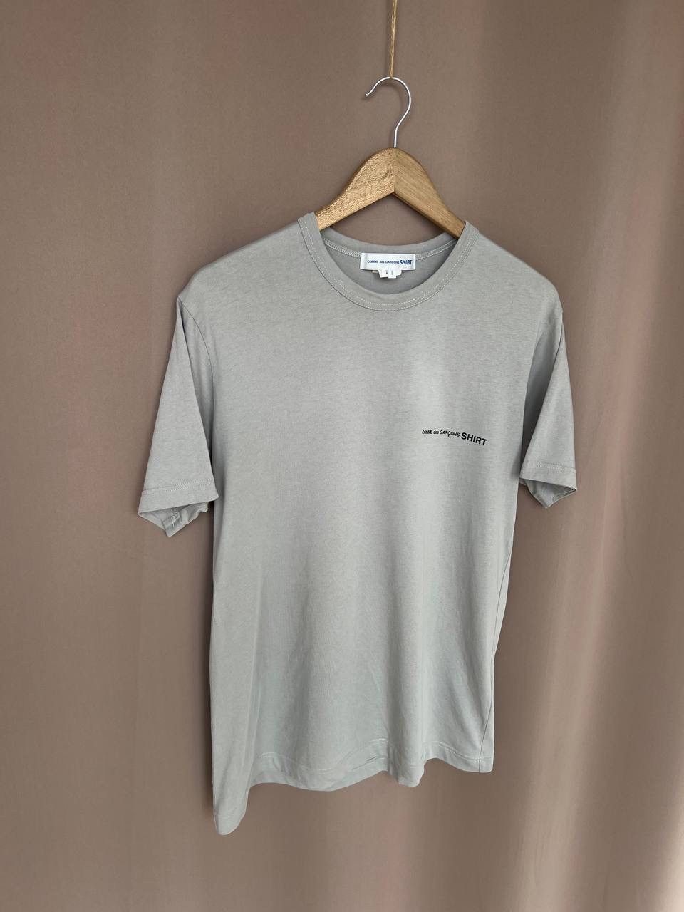 Comme des Garcons Comme Des Garcons Logo-Print T-Shirt Mens Size L Basic Logo Size US L / EU 52-54 / 3 - 5 Thumbnail