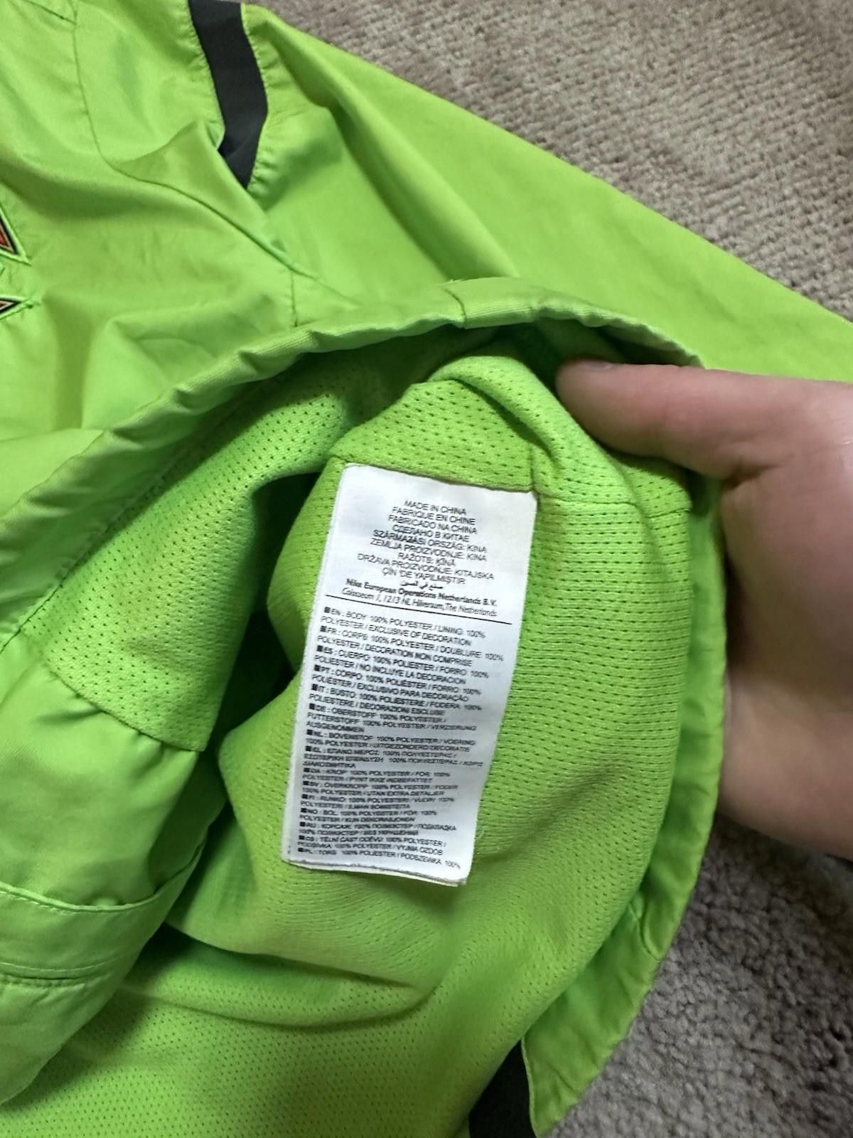 Nike PORTUGAL 2012/13 NIKE FOOTBALL SOCCER TRAINING GREEN JACKET Size US L / EU 52-54 / 3 - 7 Thumbnail
