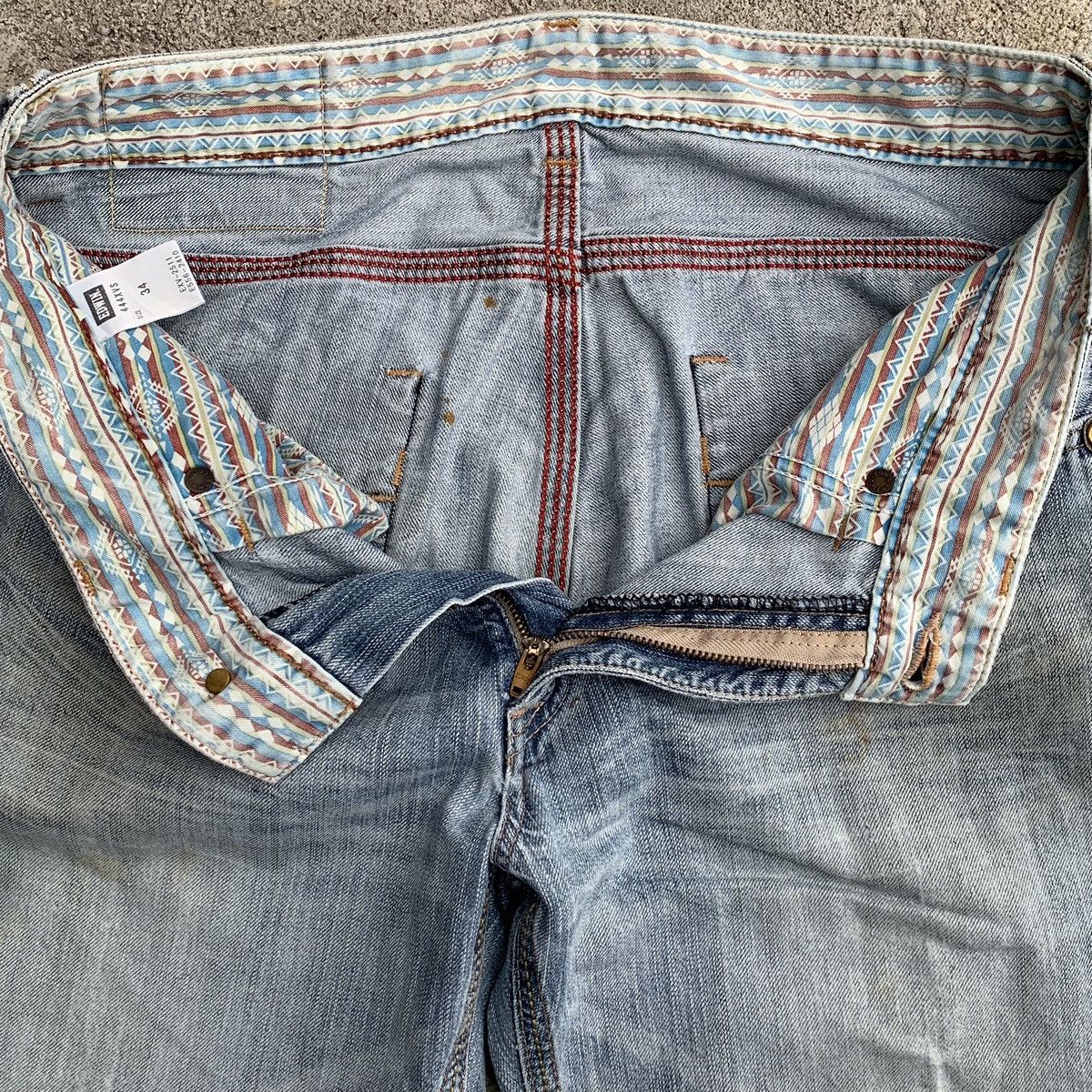 Japanese Brand Vintage Japan Edwin Navajo Distressed Two Tone Denim W35 Size US 35 - 10 Thumbnail
