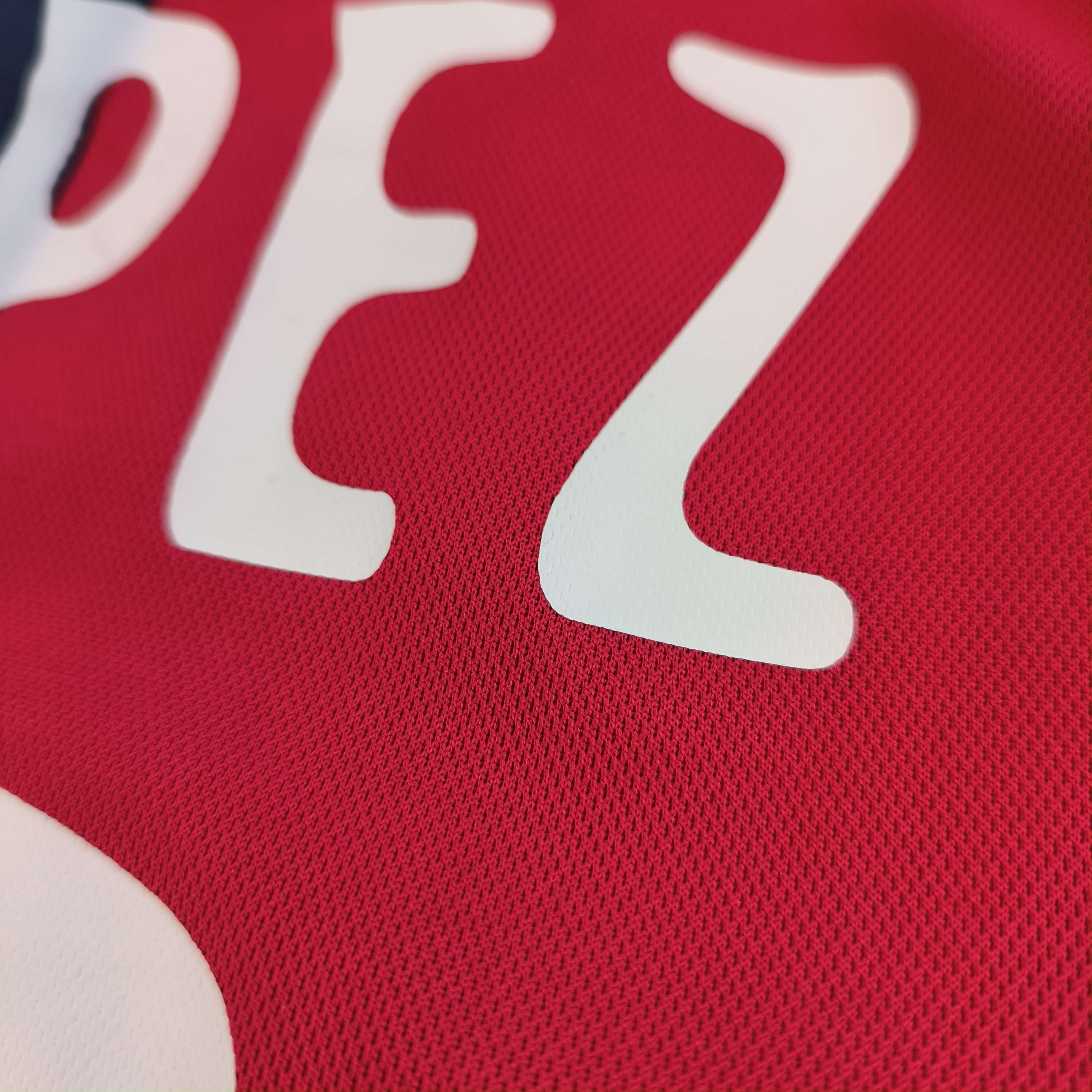 Other SIGNED Cagliari 2003-04 A-Line home Lopez football jersey XL Size US XL / EU 56 / 4 - 10 Thumbnail