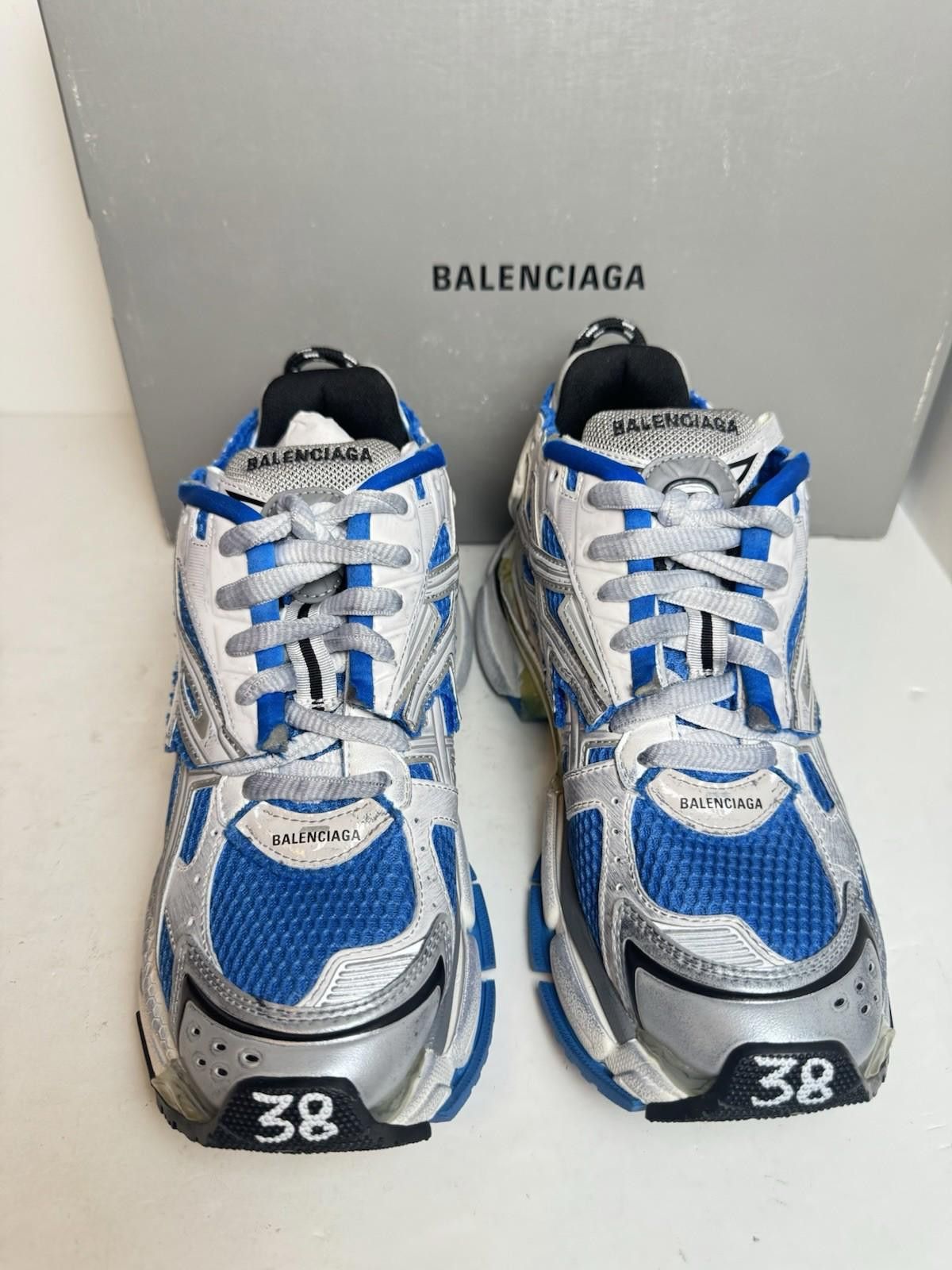 Balenciaga Balenciaga Runner Sneakers Navy White Grey Size 38 Size US 8 / IT 38 - 2 Thumbnail