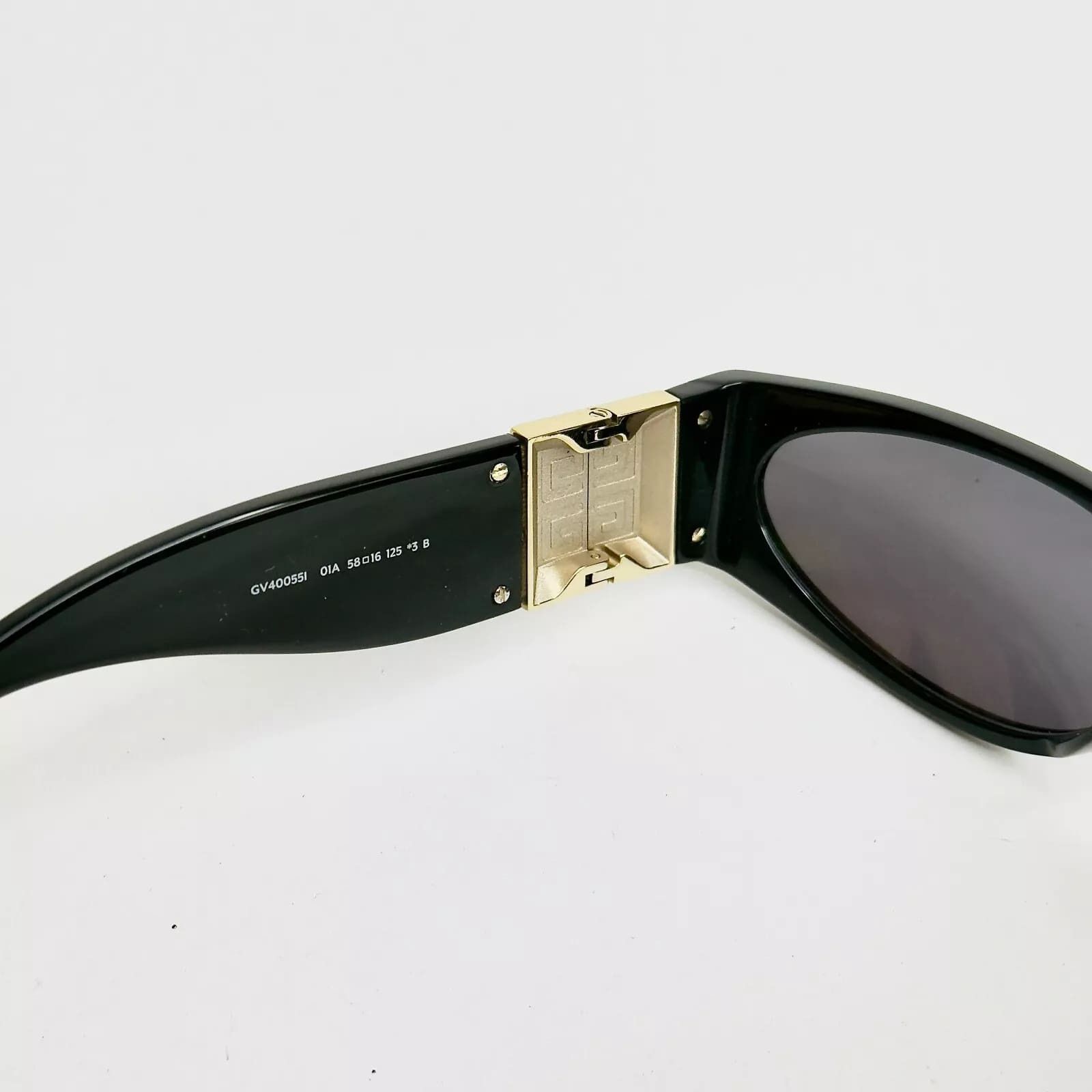 Givenchy GIVENCHY GV 4G Hinge 40055 Black Wrap GV40055I Sunglasses Size ONE SIZE - 8 Thumbnail