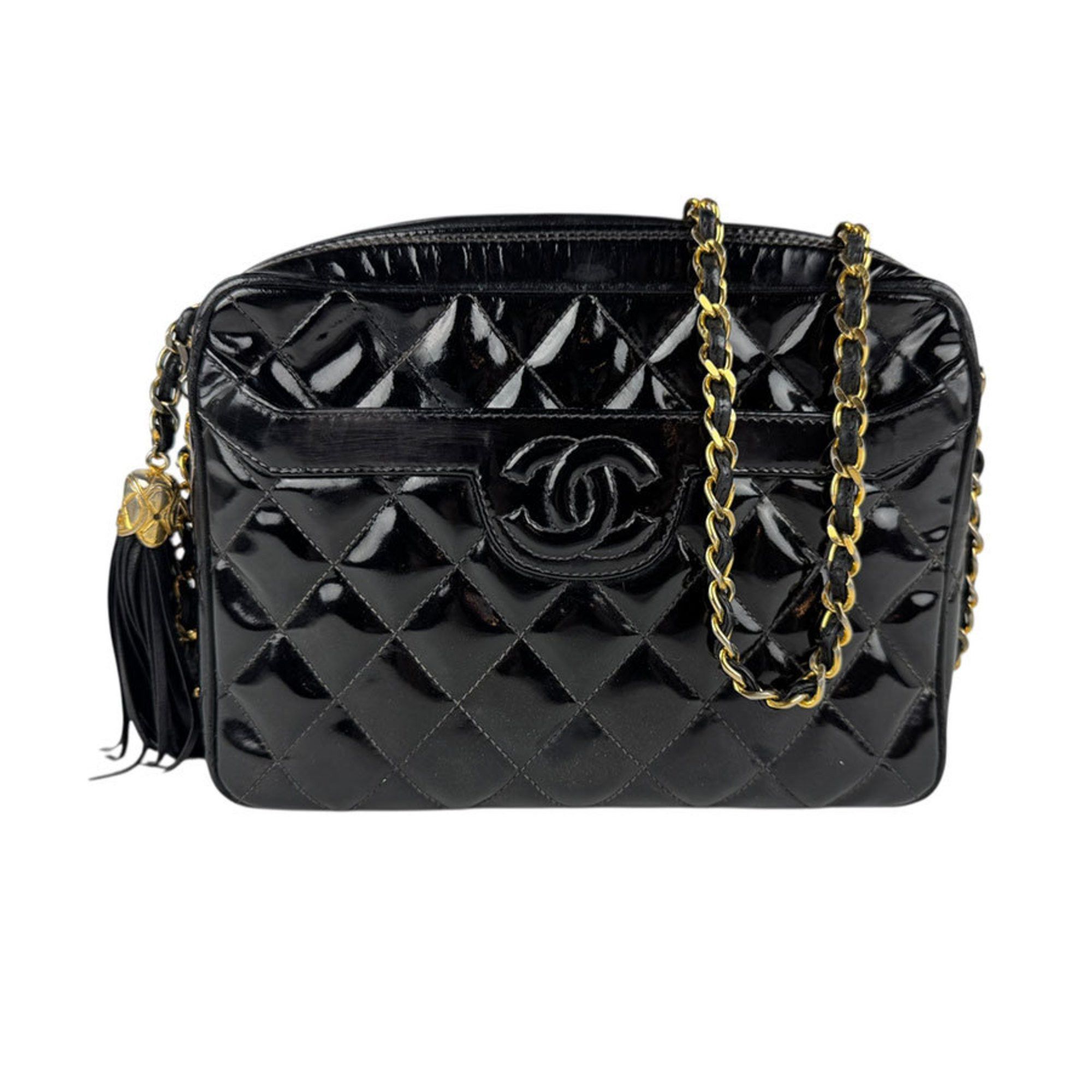 Chanel Shoulder Bag Matelasse Patent Leather Black Gold Women's Z5310