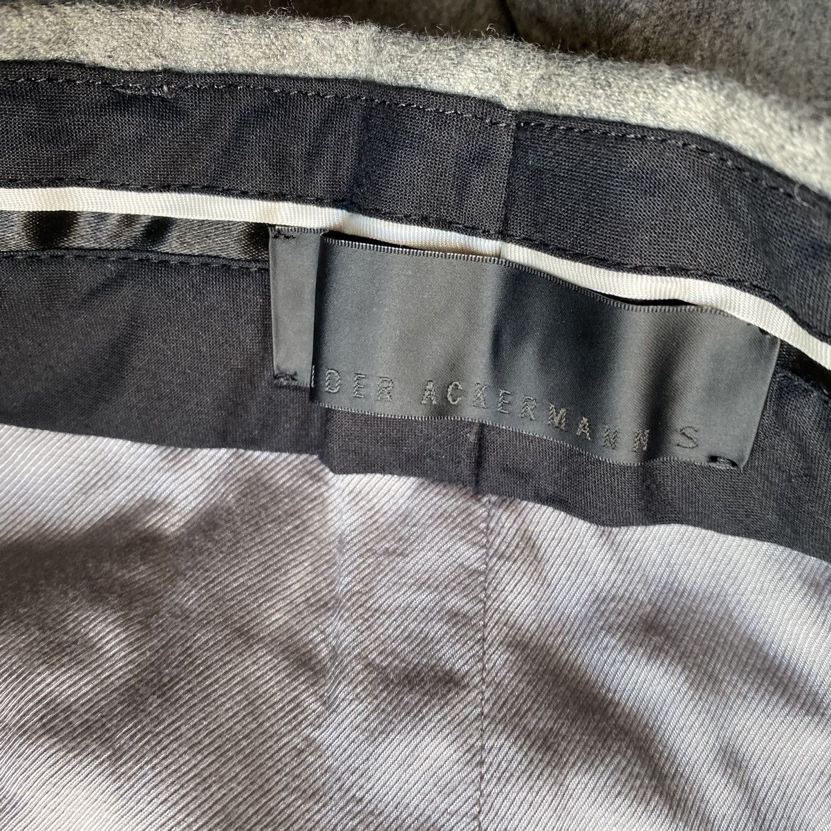 Haider Ackermann Laine Wool Grey Cropped Pants Size US 32 / EU 48 - 6 Thumbnail