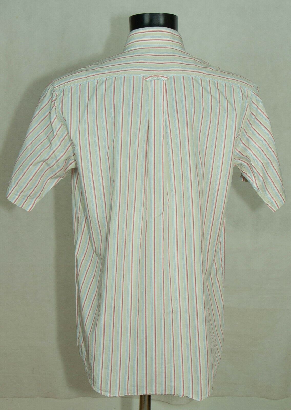Gant -- MENS GANT SHIRT SHORT SLEEVE COTTON SIZE L Size US L / EU 52-54 / 3 - 2 Thumbnail