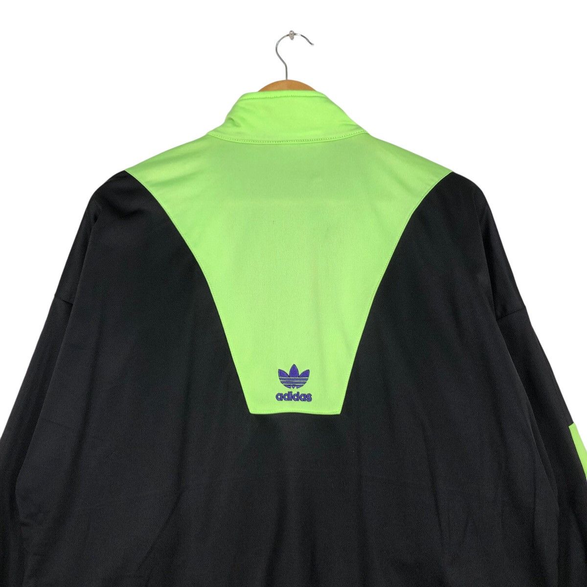Adidas Adidas Vintage Jacket 90s Japan Production Medium Size US M / EU 48-50 / 2 - 8 Thumbnail