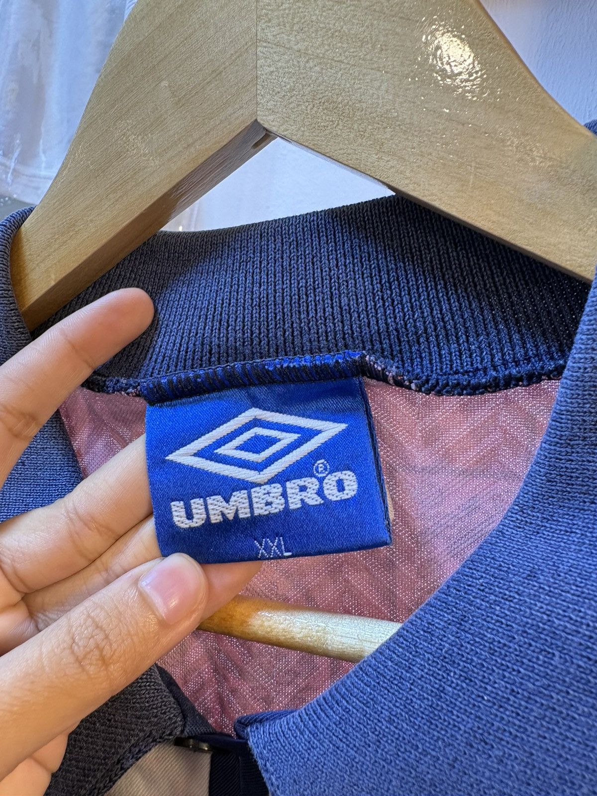 Umbro Vintage 1994 England National Football Team Away Kit Size US XXL / EU 58 / 5 - 6 Thumbnail