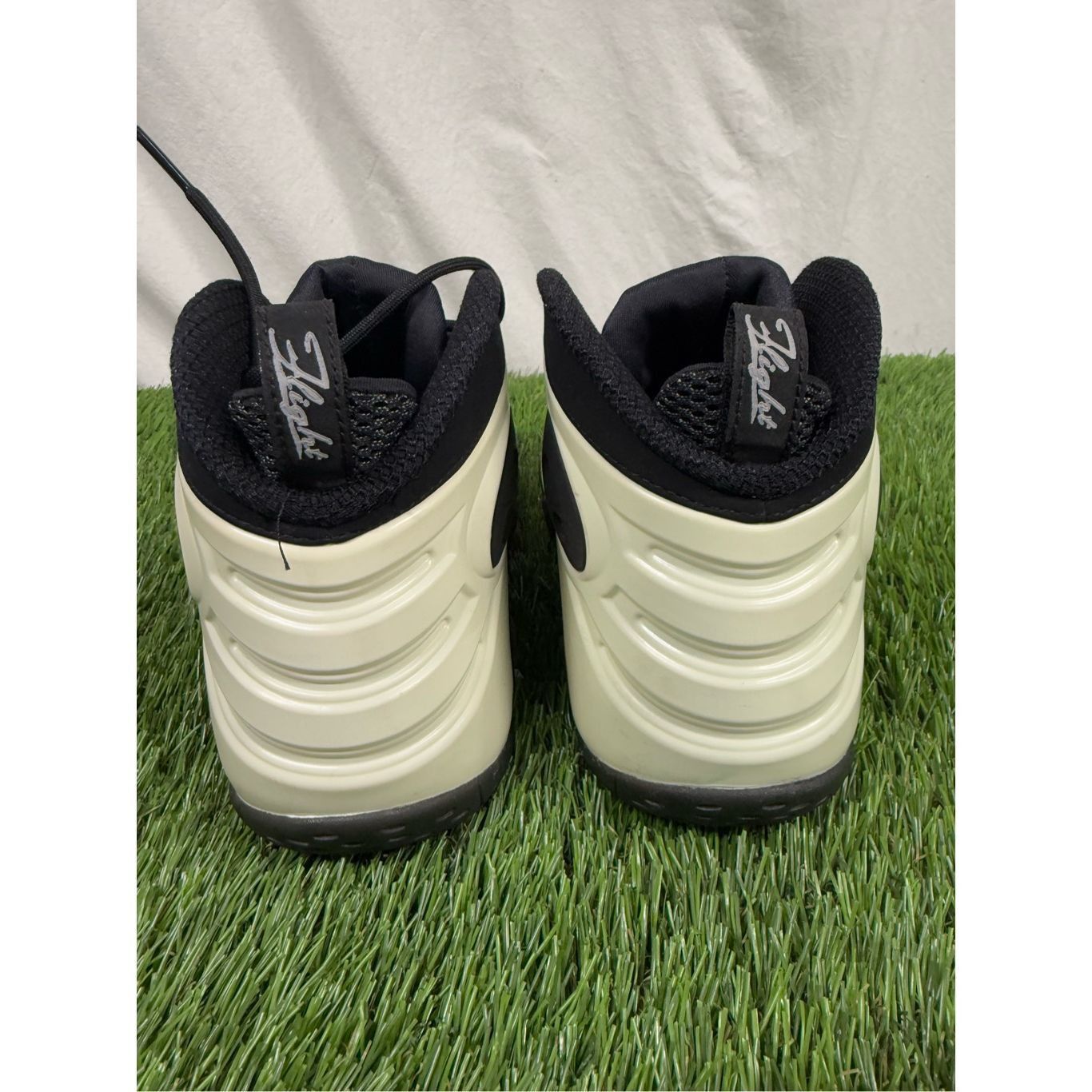 Nike Size 9.5 - Nike Zoom Rookie QS 2018 Glow In The Dark Size US 9 / EU 42 - 3 Thumbnail