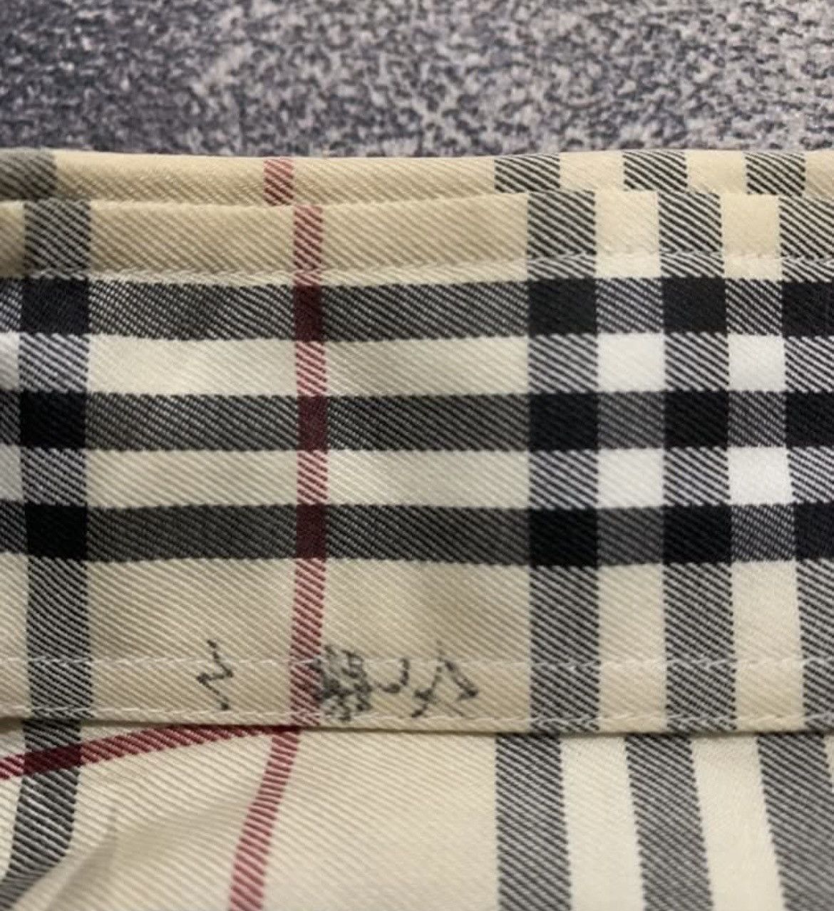 Burberry × Vintage Vintage 90s Burberry London TH Nova Check Plaid Shirt Size US M / EU 48-50 / 2 - 9 Thumbnail