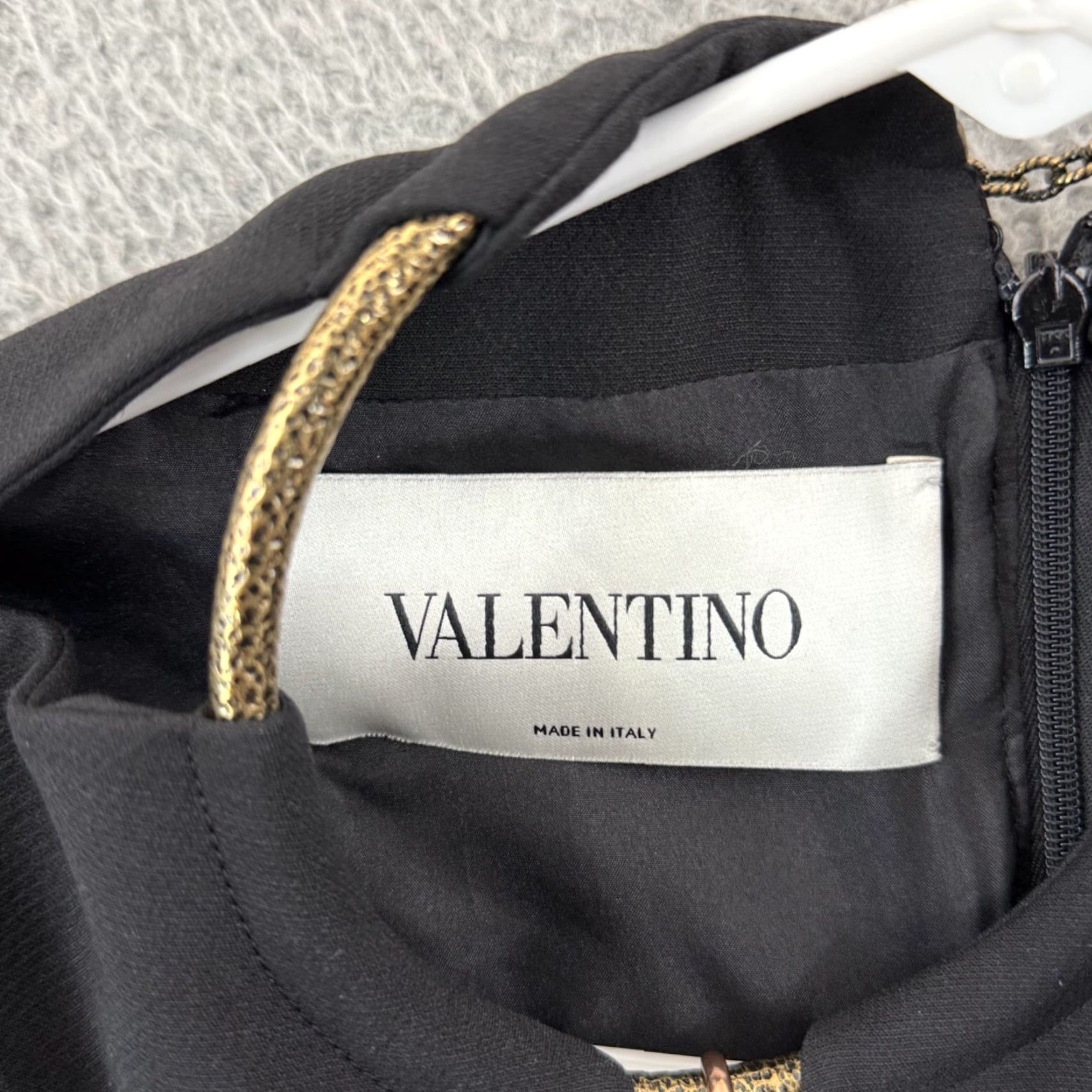 Valentino VINTAGE Valentino Spa Dress Women 4 Black Crepe Couture A Line Mini Zip Wool Silk Sheath Size S / US 4 / IT 40 - 5 Thumbnail