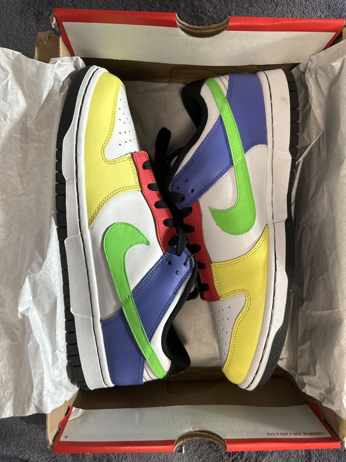 Nike Nike Dunk Low - Green Strike - M10.5 / W12 Size US 10.5 / EU 43-44 - 2 Thumbnail