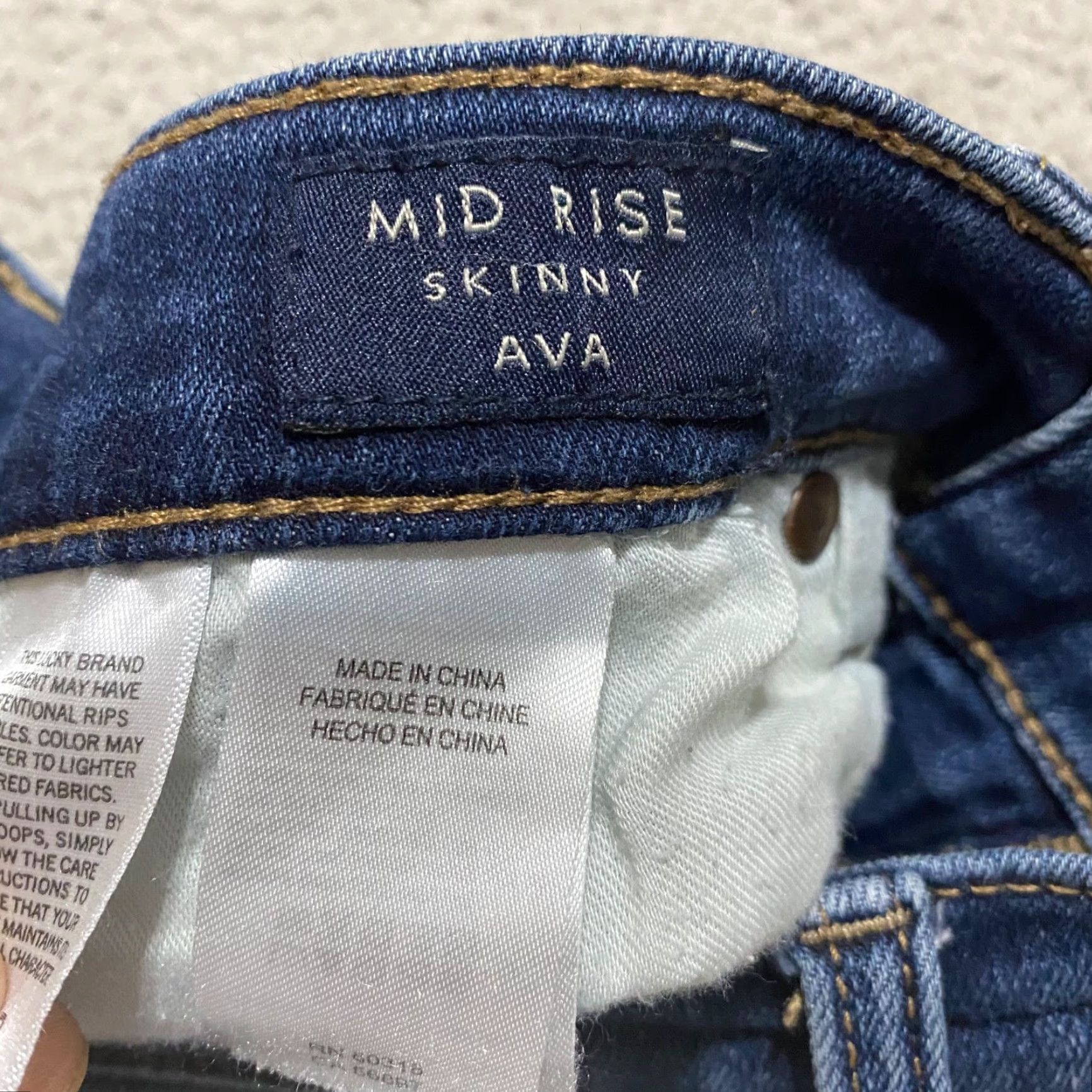Lucky Brand Lucky Brand Jeans Womens Sz 6 Blue Denim Dark Wash Ava Skinny Mid Rise Size 28" / US 6 / IT 42 - 4 Thumbnail