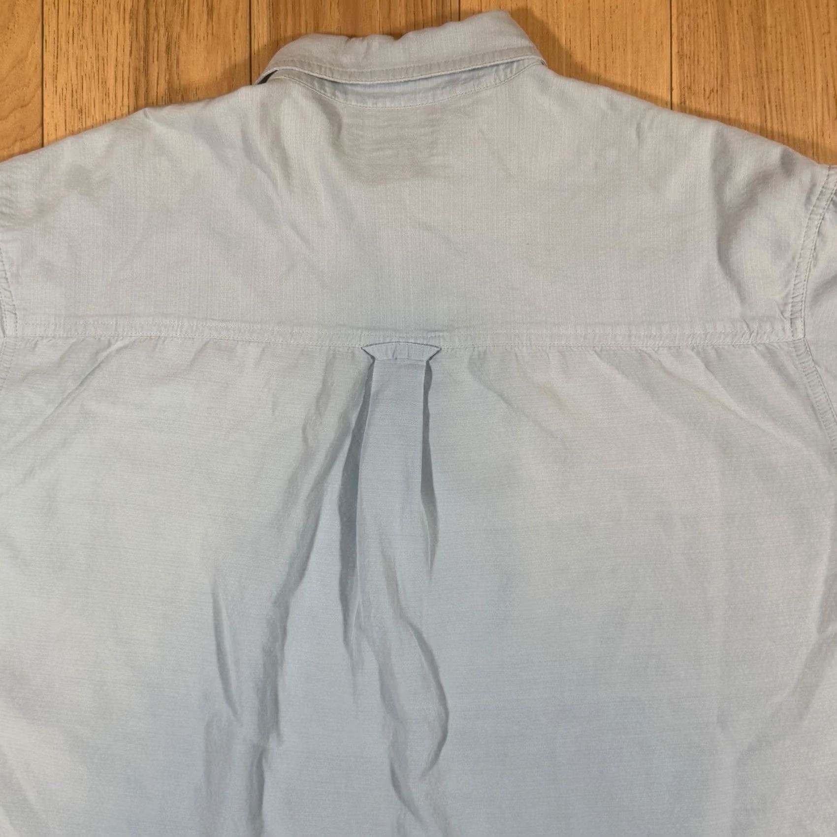 Vintage Columbia GRT Shirt Large Light Blue Short Sleeve Button Pleated Viscose Size US L / EU 52-54 / 3 - 5 Thumbnail