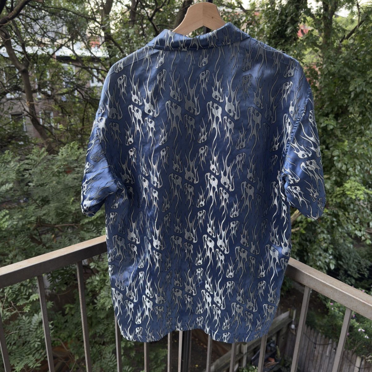 Vintage Y2K Metallic Skull Flame Shirt ERD Grunge Chrome ERL Jnco Size US L / EU 52-54 / 3 - 2 Thumbnail