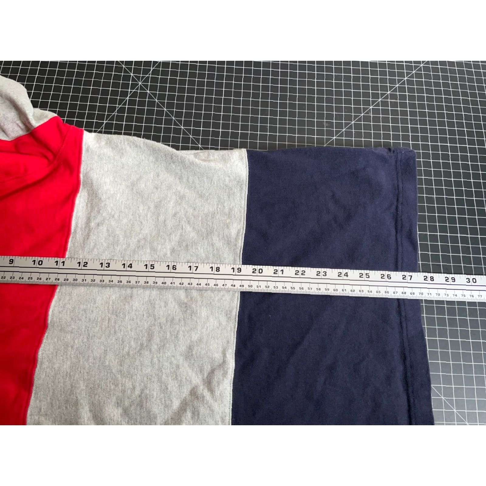 Champion Champion Reverse Weave Rugby Shirt Mens Large Red Blue Gray Stripe Preppy Shirt Polo Size US L / EU 52-54 / 3 - 7 Thumbnail