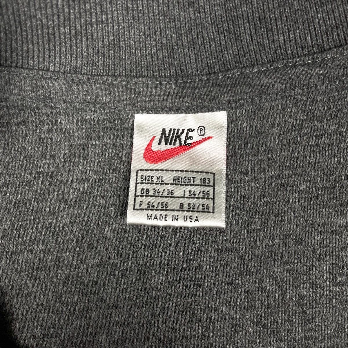 Nike Vintage Nike Embroidery Logo 1/3 Zip Polo Shirt Size US XL / EU 56 / 4 - 5 Thumbnail
