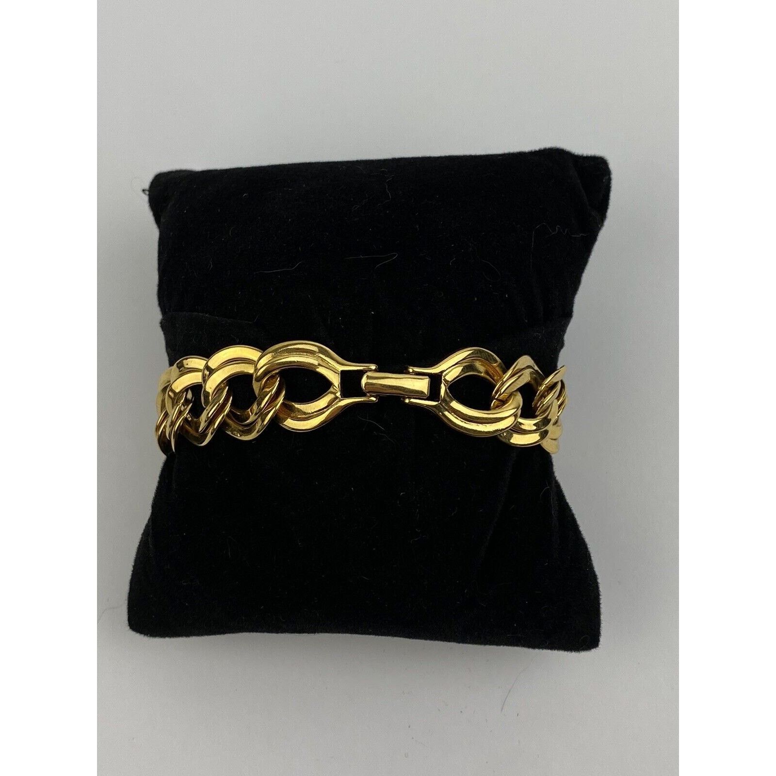Monet Vintage Monet Gold Tone Double Curb Link Bracelet 80s 7.5" Size ONE SIZE - 2 Thumbnail