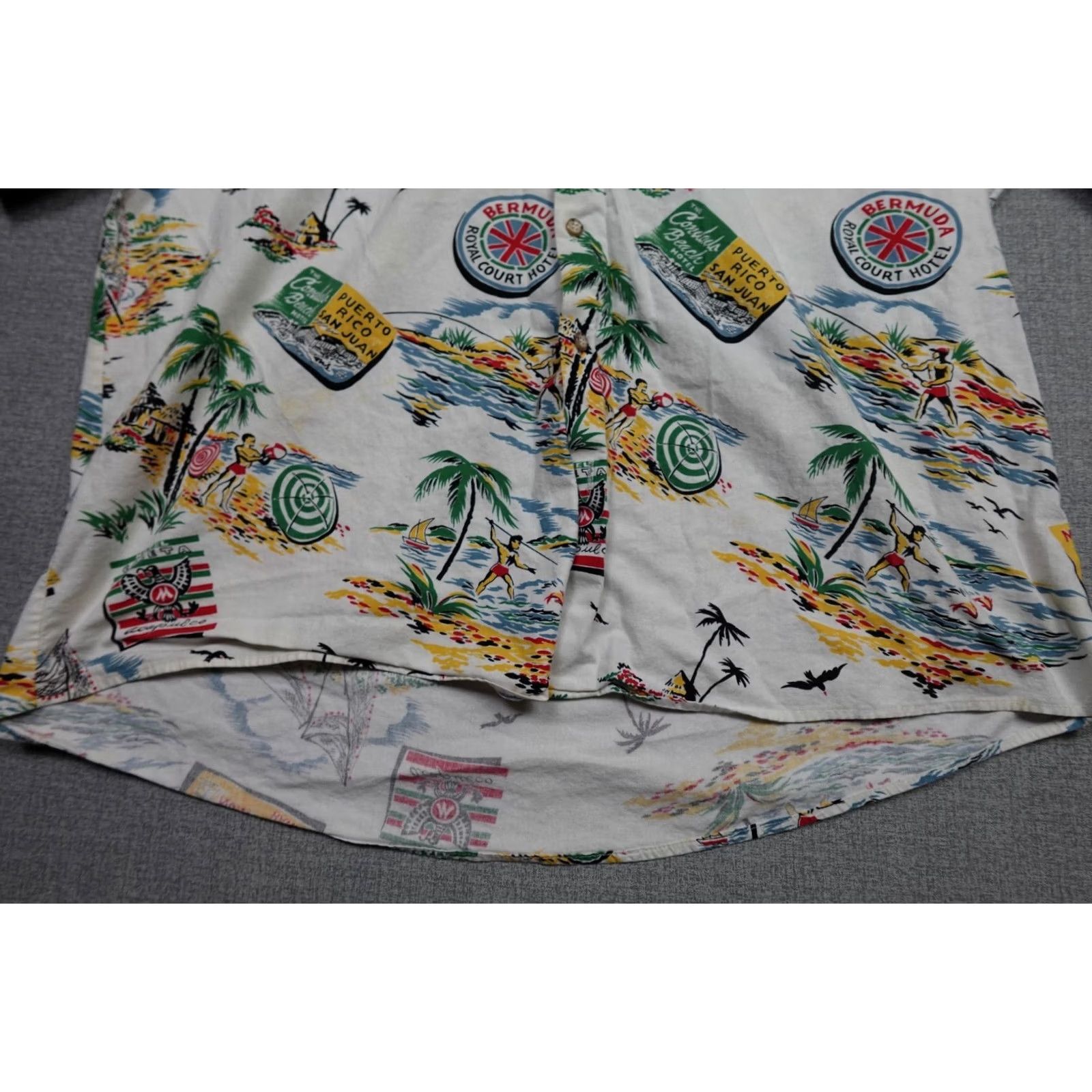 Vintage VINTAGE Angelica Shirt Mens 3XL White Hawaiian Floral Button-Down Collared Short Sleeve Casual Print Shirts Mens White Hawaiian 3XL Size US XXL / EU 58 / 5 - 3 Thumbnail
